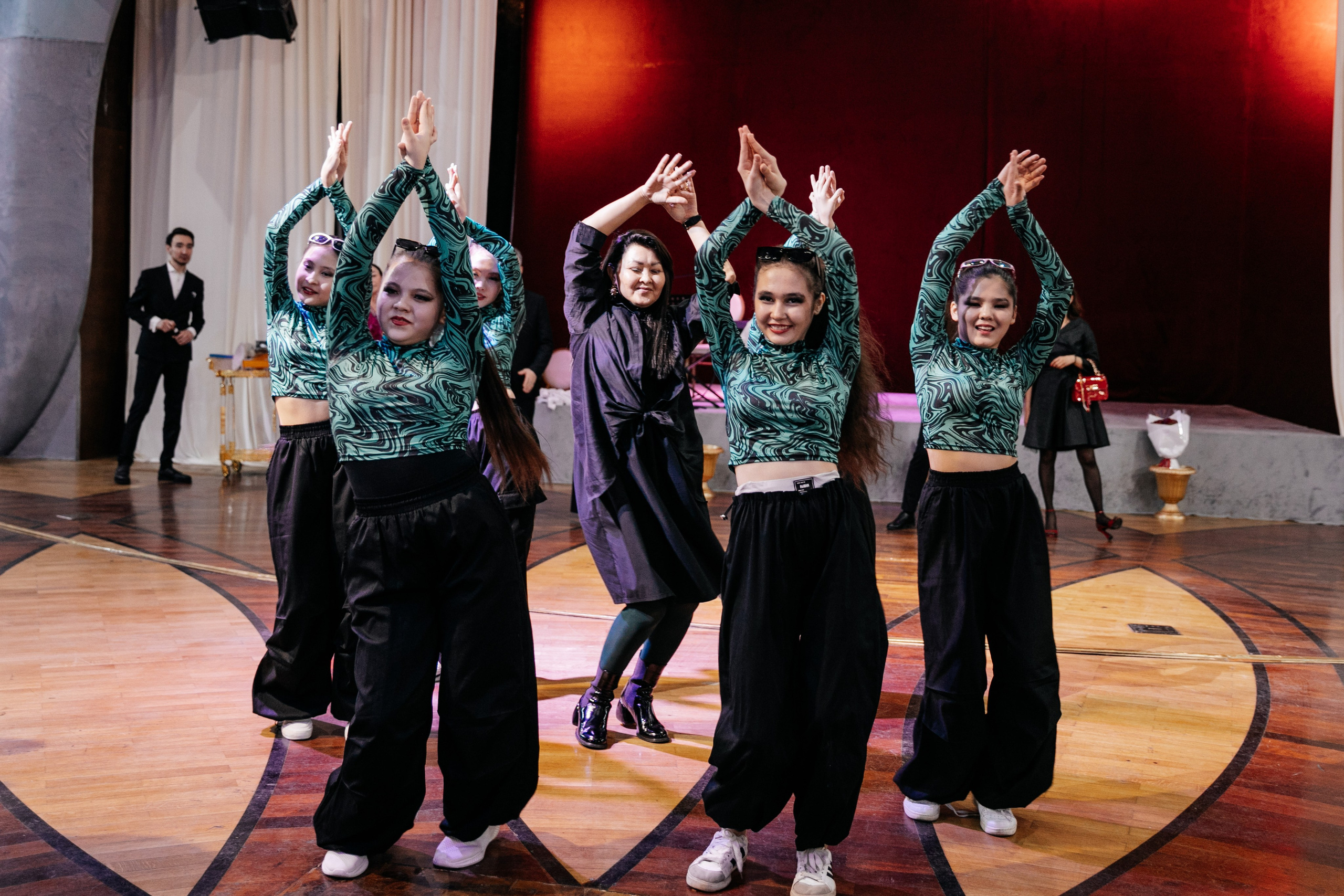 Свадебный банкет Абылайхан и Меруерт. Akkanatart.kz