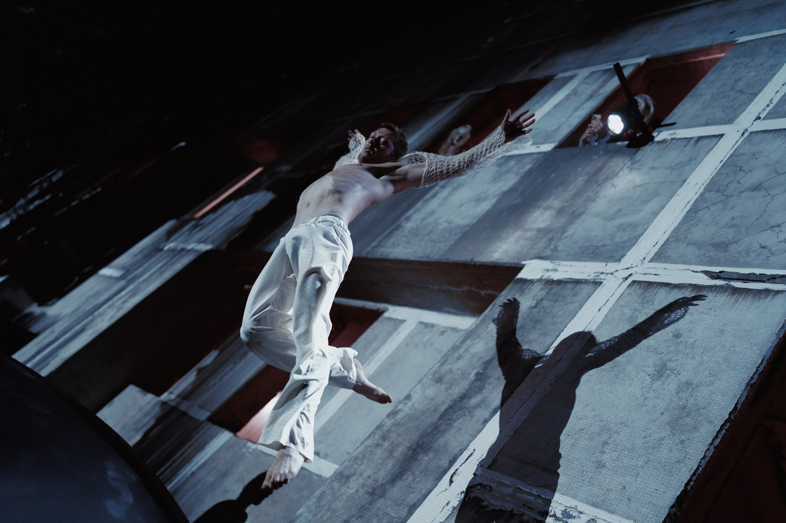 Outline 2024. @tomrus: Рустам Шагиморданов — фотограф