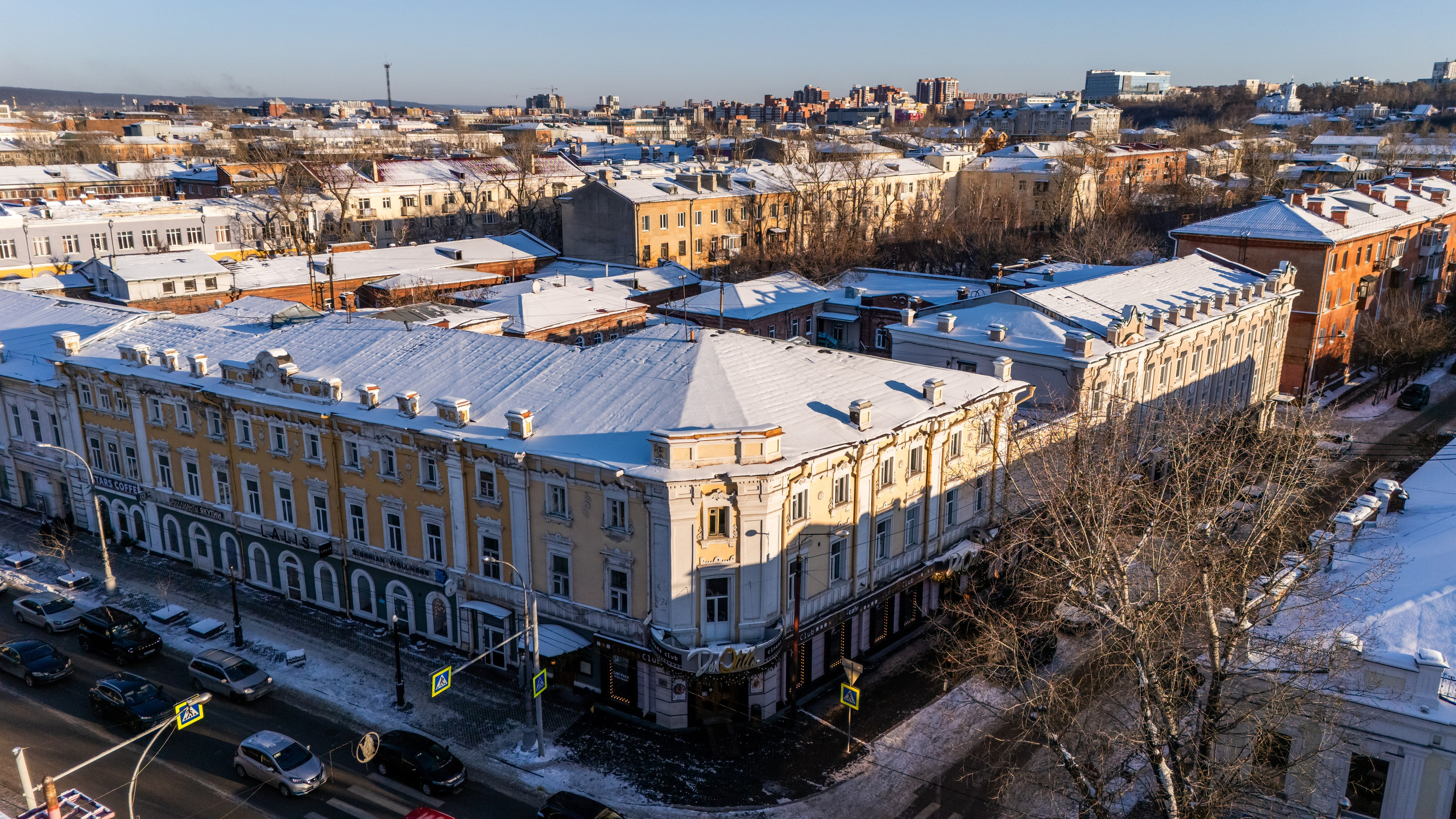Архитектура города. Фотограф, видеограф и пилот дрона на Байкале