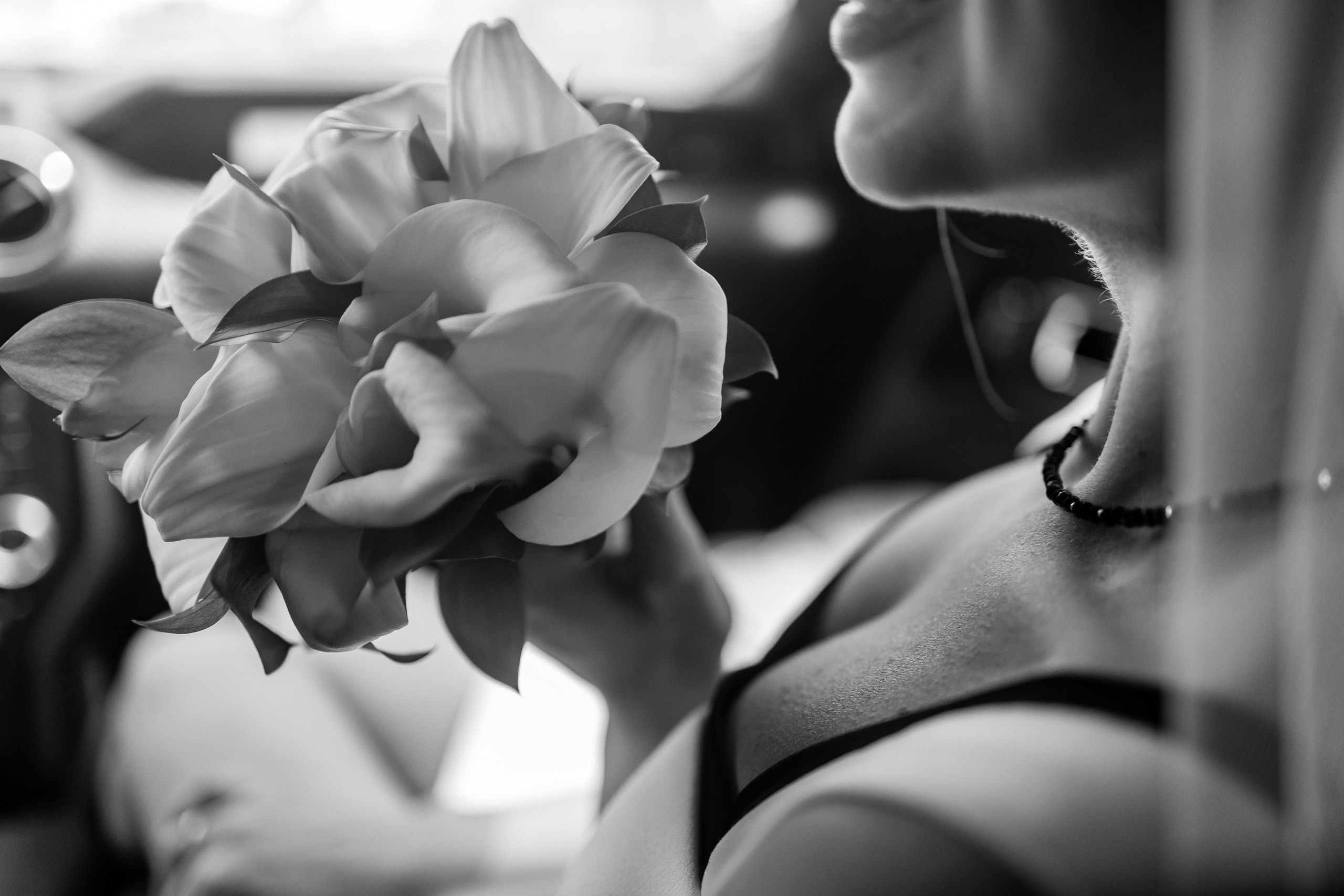 Евгений Саранцев, президент мотоклуба «Garage 13 MCC» и прекрасная Ирина. Фотограф Елена Медок Калининград