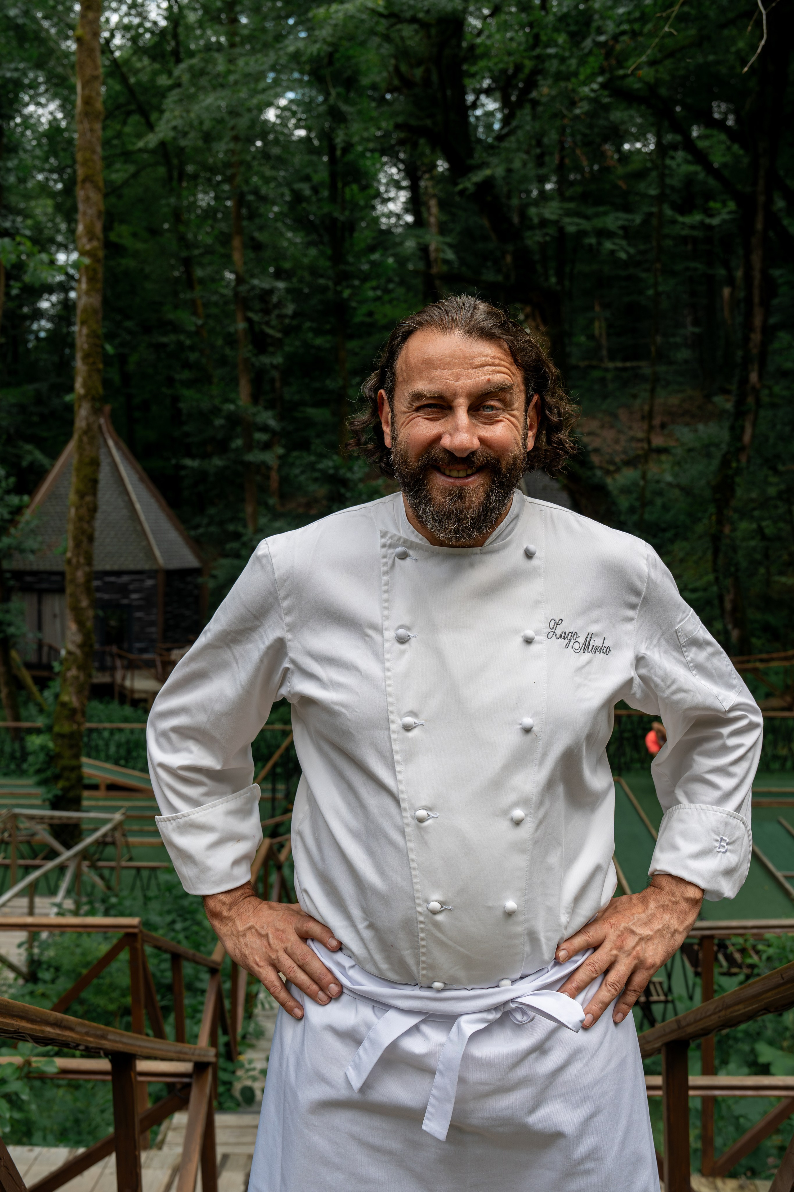 Гастрономический ужин «Лесная Италия» с Мирко Дзаго в ресторане RiverSide. Репортажный фотограф в Красной Поляне и Сочи Павлюченко Екатерина