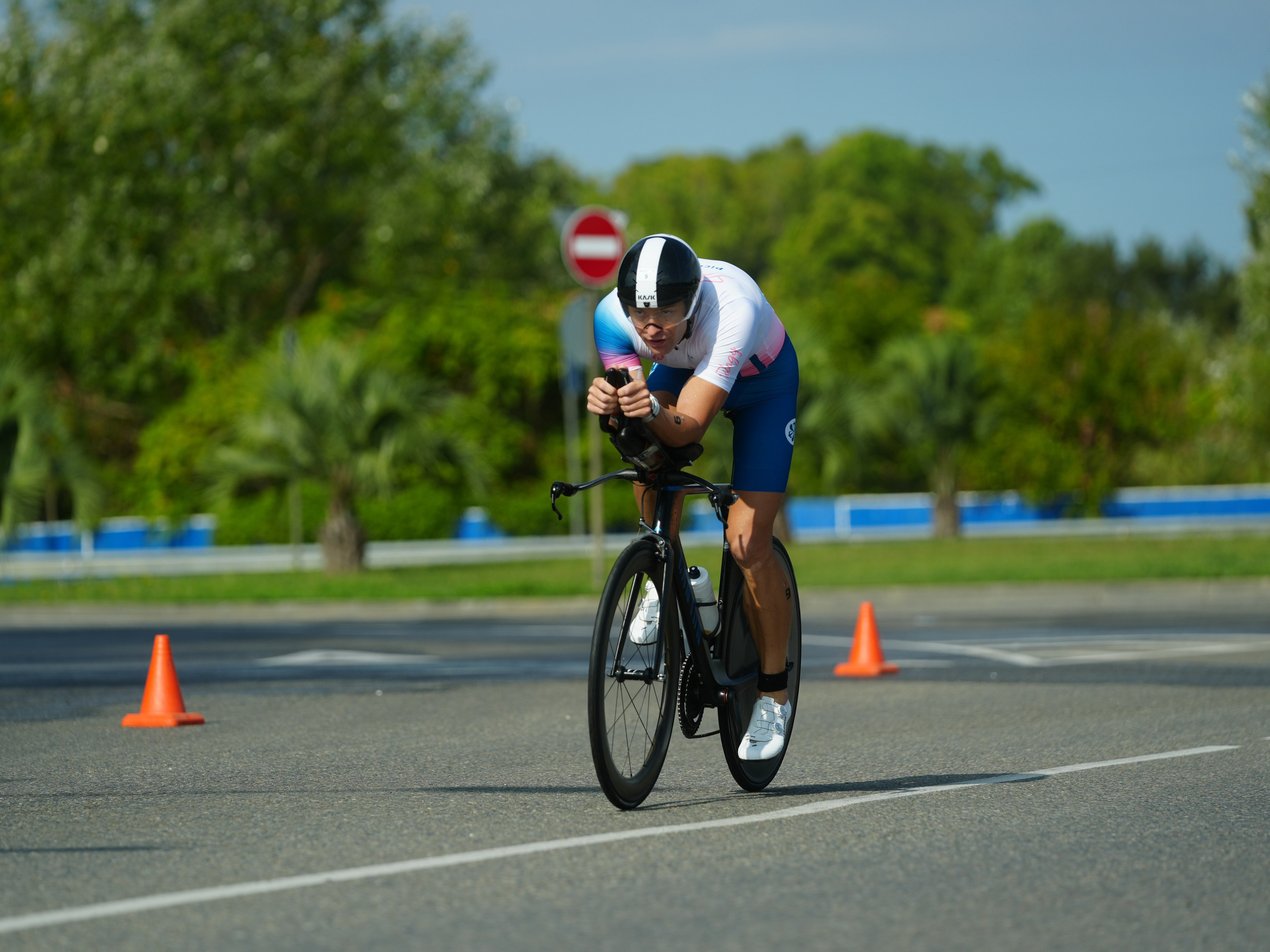 Фотоотчет партнерской интеграции для компании TELE2 на фестивале Ironstar. Репортажный фотограф в Красной Поляне и Сочи Павлюченко Екатерина