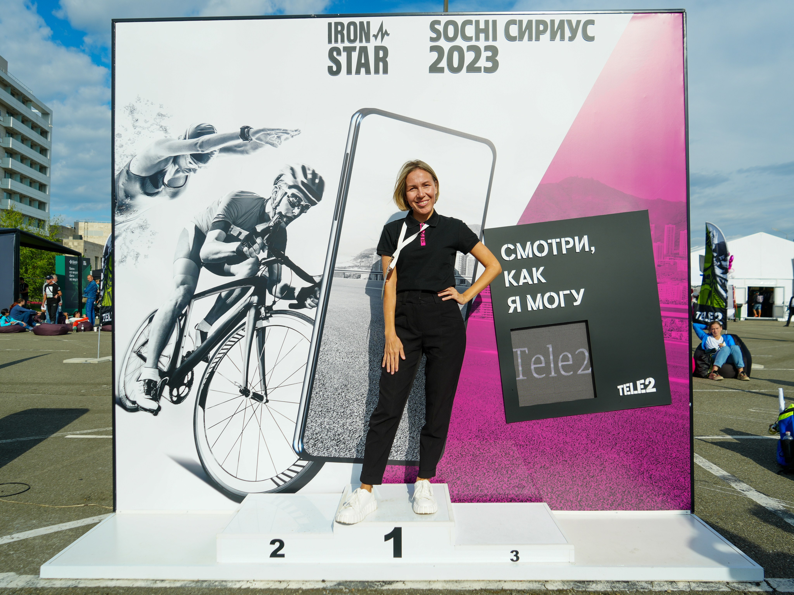 Фотоотчет партнерской интеграции для компании TELE2 на фестивале Ironstar. Репортажный фотограф в Красной Поляне и Сочи Павлюченко Екатерина