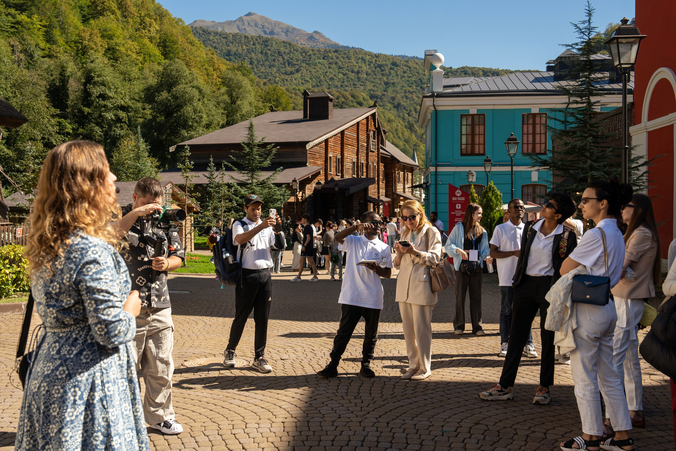ChinaRosaFest 2024. Репортажный фотограф в Красной Поляне и Сочи Павлюченко Екатерина
