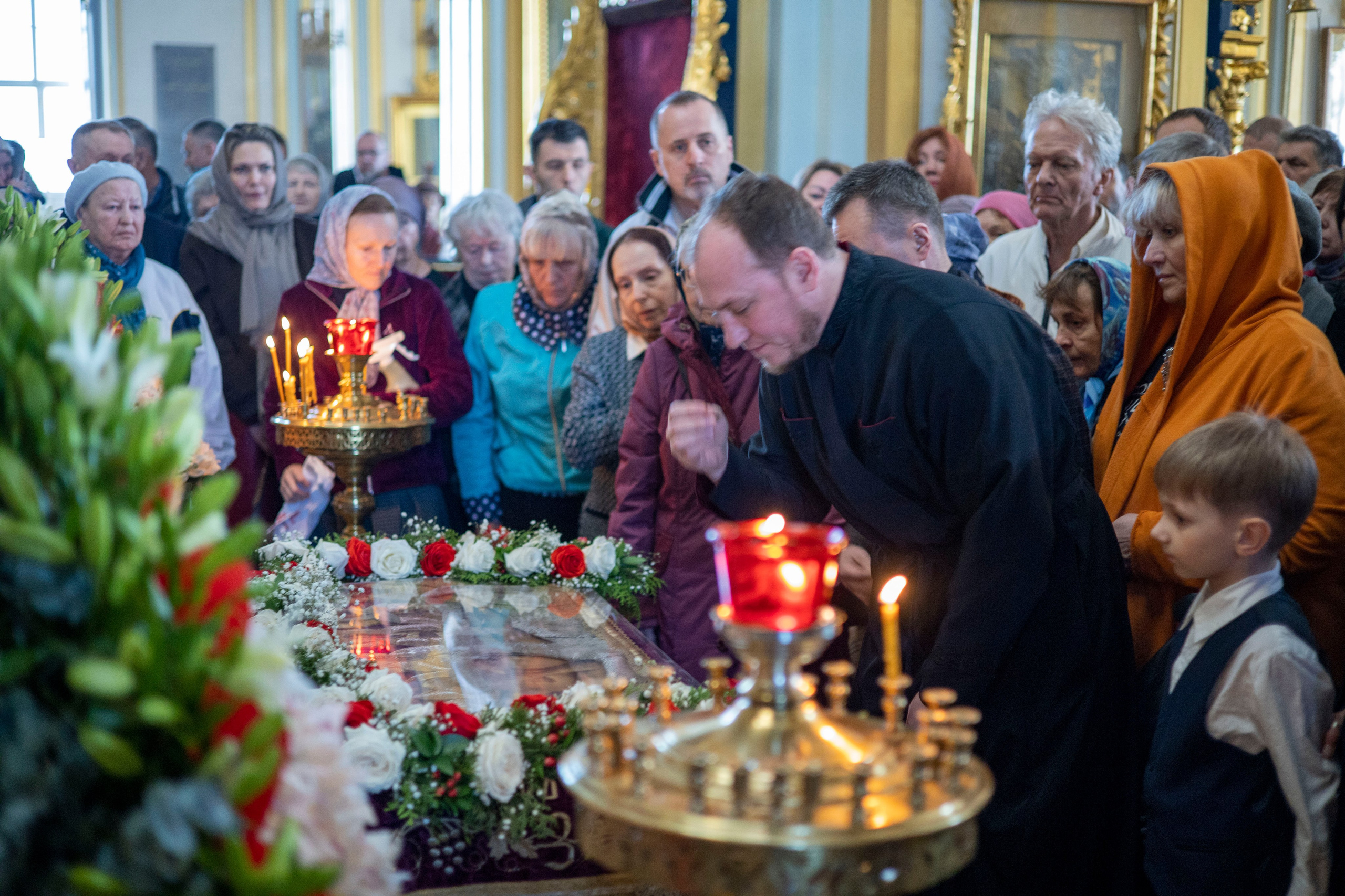ВЕЧЕРНЯ С ВЫНОСОМ ПЛАЩАНИЦЫ. НИКОЛО-БОГОЯВЛЕНСКИЙ МОРСКОЙ СОБОР