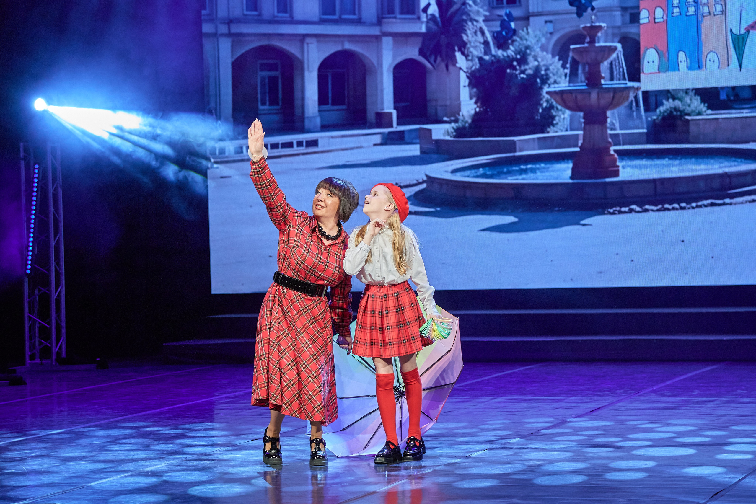 Главная бабушка Екатеринбурга 2025. Фотограф в Екатеринбурге Булат Хамитов