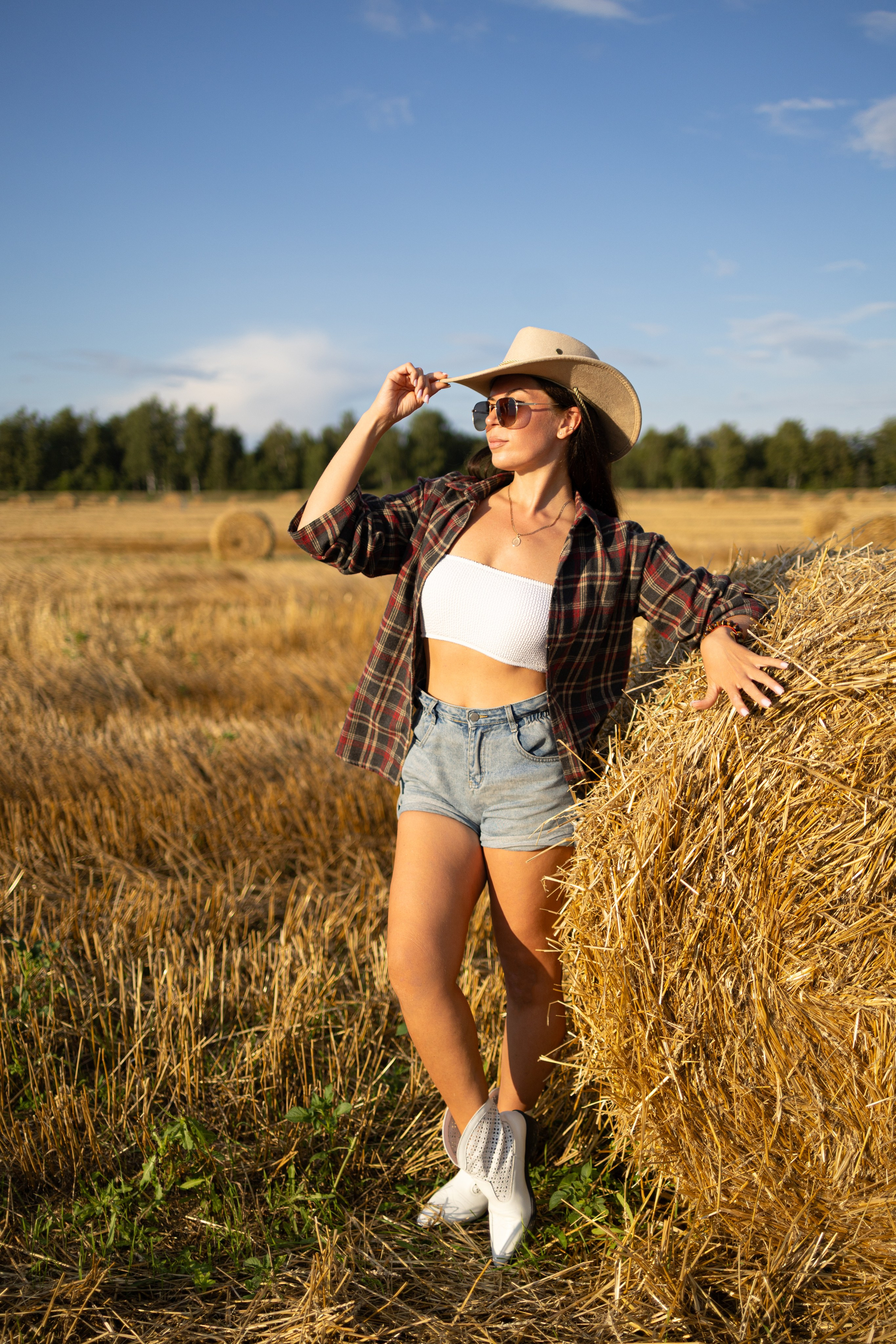 Женский портрет на улице. Семейный фотограф в Дзержинске Наталья Лаэтина