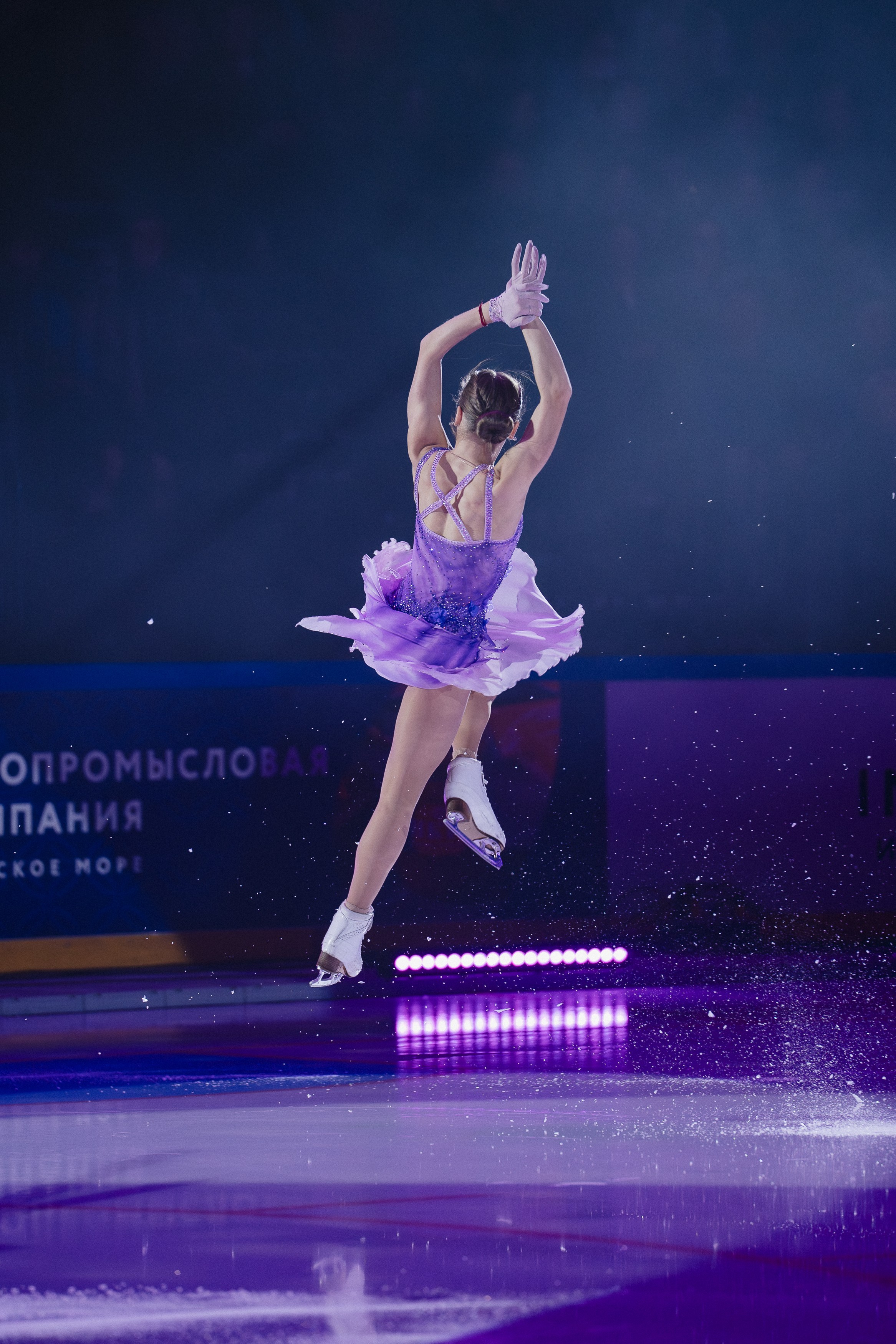 Шоу Этери Тутберидзе в Новосибирске. Воробьева Ксения — Спортивный и танцевальный фотограф Новосибирск