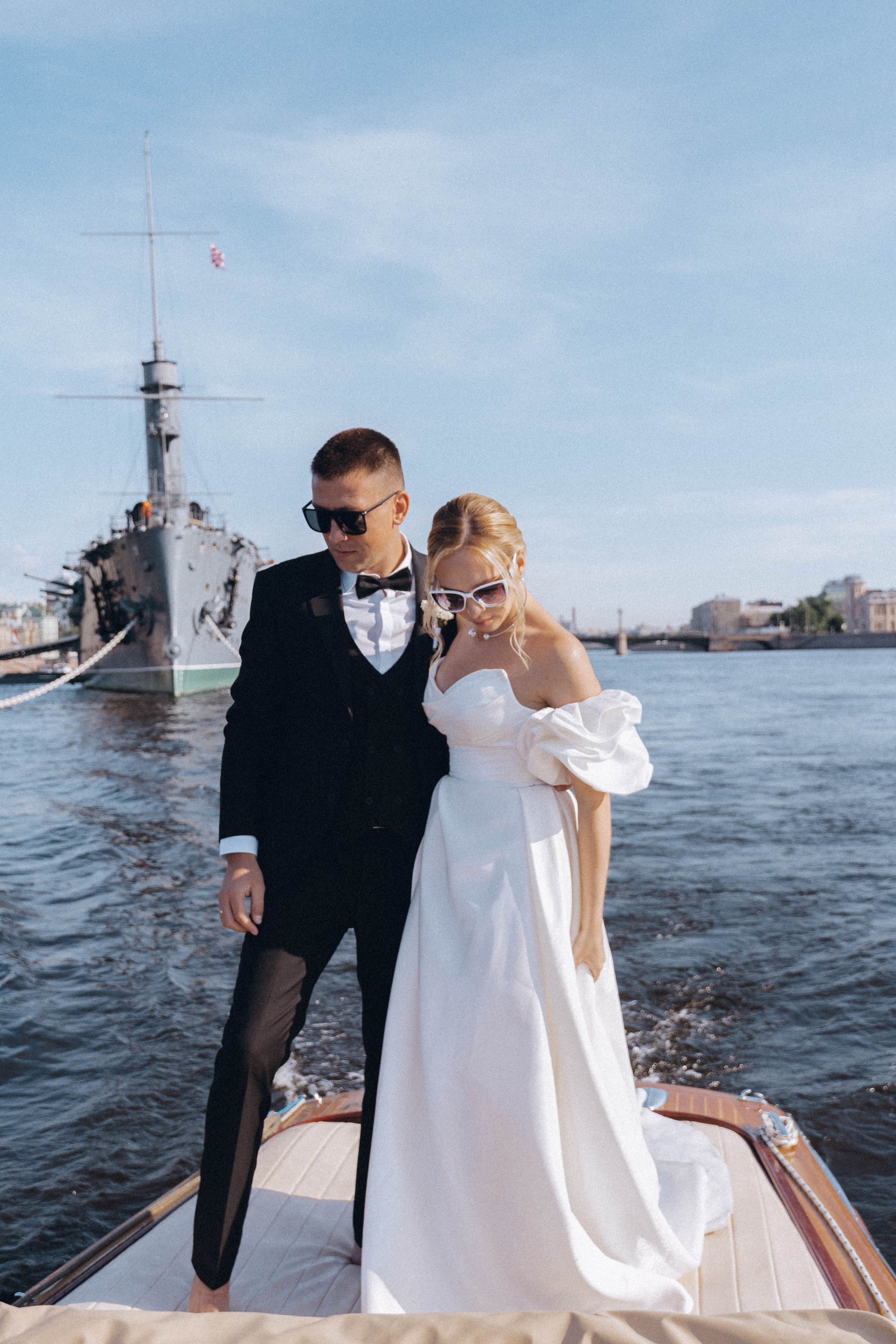 СВАДЕНБНАЯ СЬЕМКА НА КАТЕРЕ ПО КАНАЛАМ САНКТ-ПЕТЕРБУРГА И В АКВАТОРИИ НЕВЫ. Профессиональный фотограф, Санкт-Петербург — Виктория Богомолова