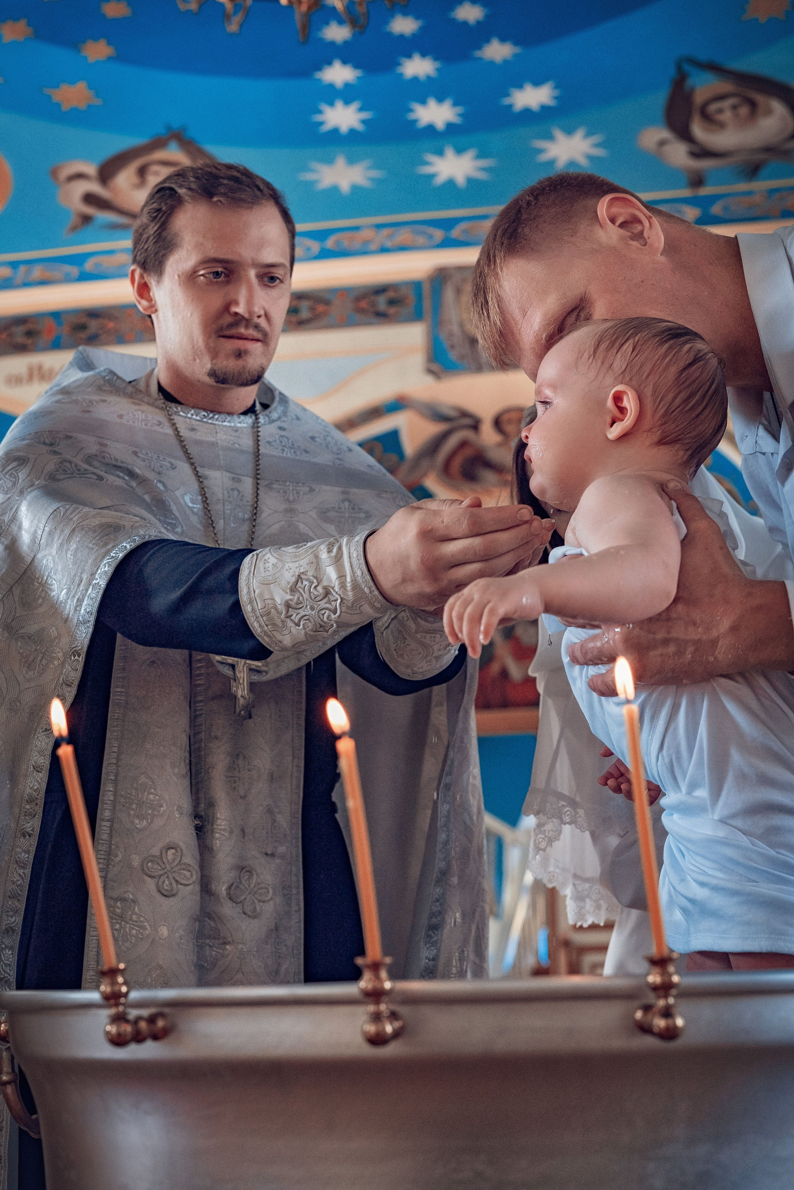 Съемка таинства крещения в Красноярске. Фотографы крещения/венчания  Красноярск Татьяна и Вячеслав Переваловы