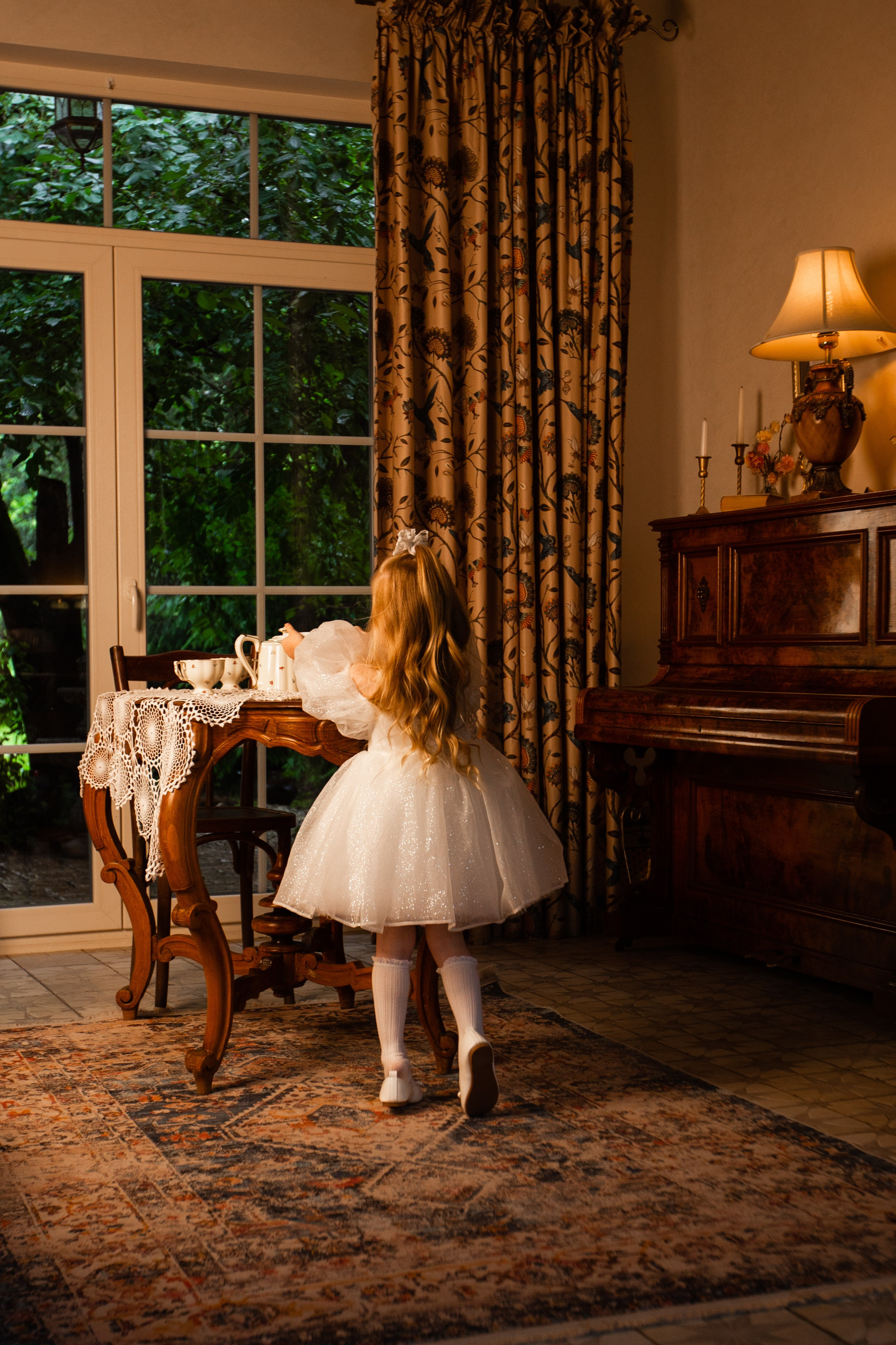 Семейная фотосессия в студии. Семейный фотограф Фрязино Зрячева Кристина