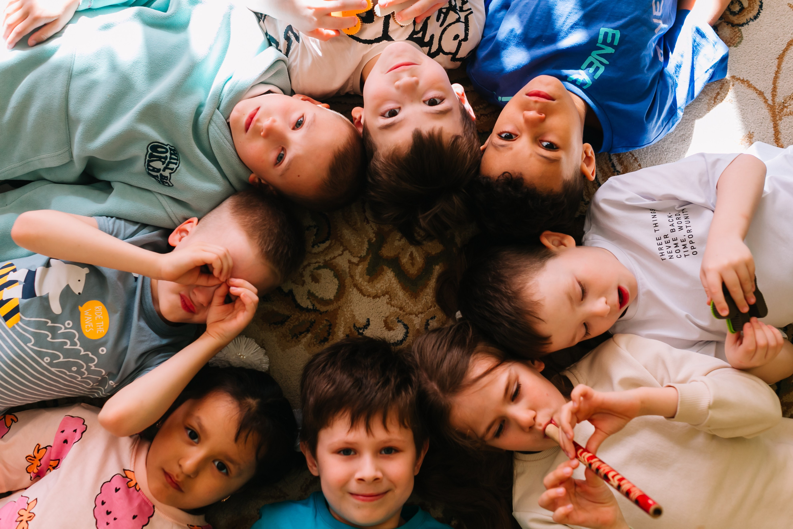 алёна малахова фотограф новосибирск семейный детский домашняя фотосессия в новосибирске день рождения репортажная съёмка фотосессия с лошадьми на конюшне деревня алтай  на природе фотосессия в детском саду мама и сын предложение руки и сердца идея  помолвка фотосессия берег закат детский день рождения годик торт аниматор лофт игровая продолжение следует prodoljenie_sleduet_  корпоратив тимбилдинг первоклашка линейка 