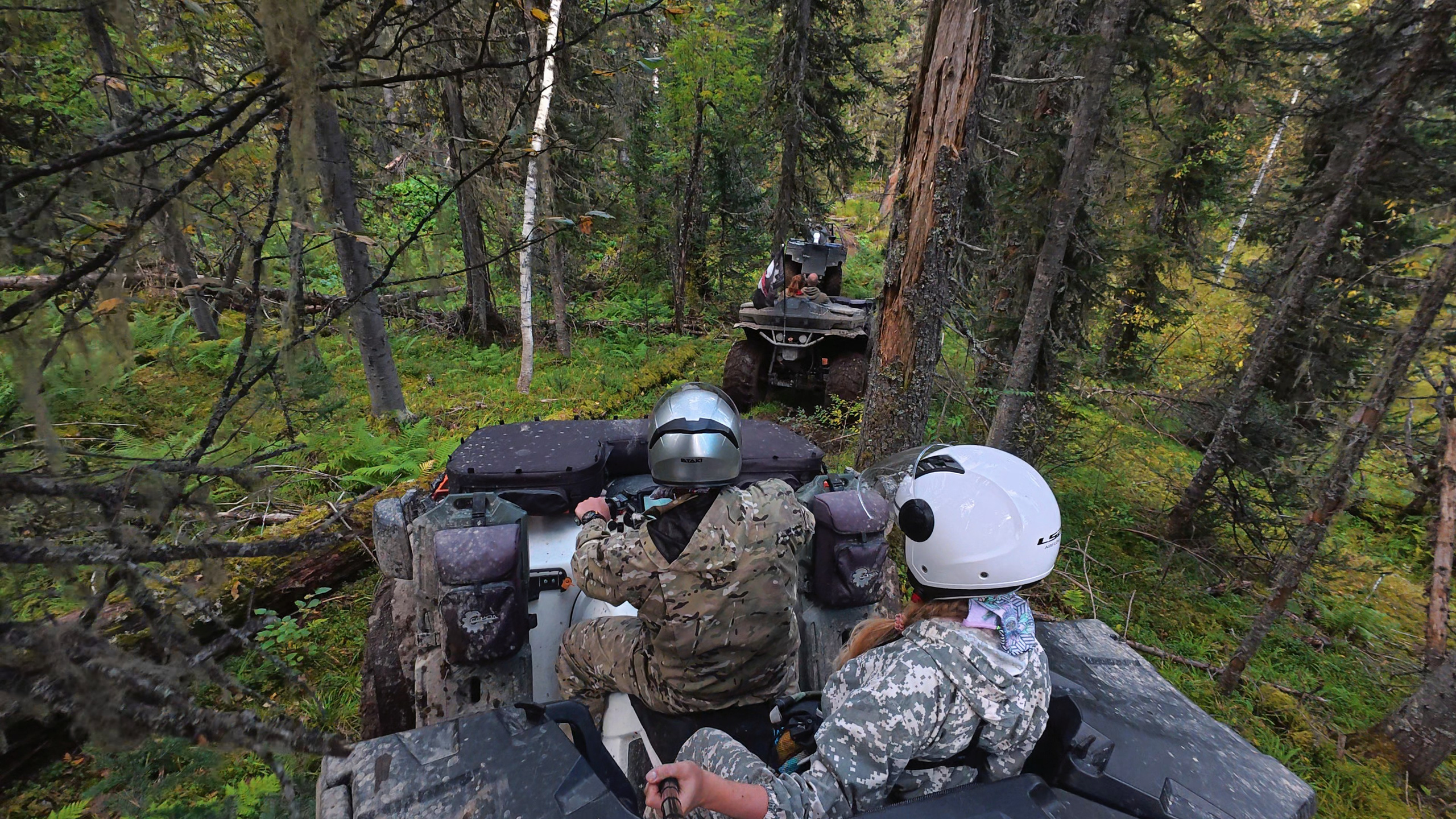Фото и видеосъемка экстремальных походов на квадроциклах на Алтае