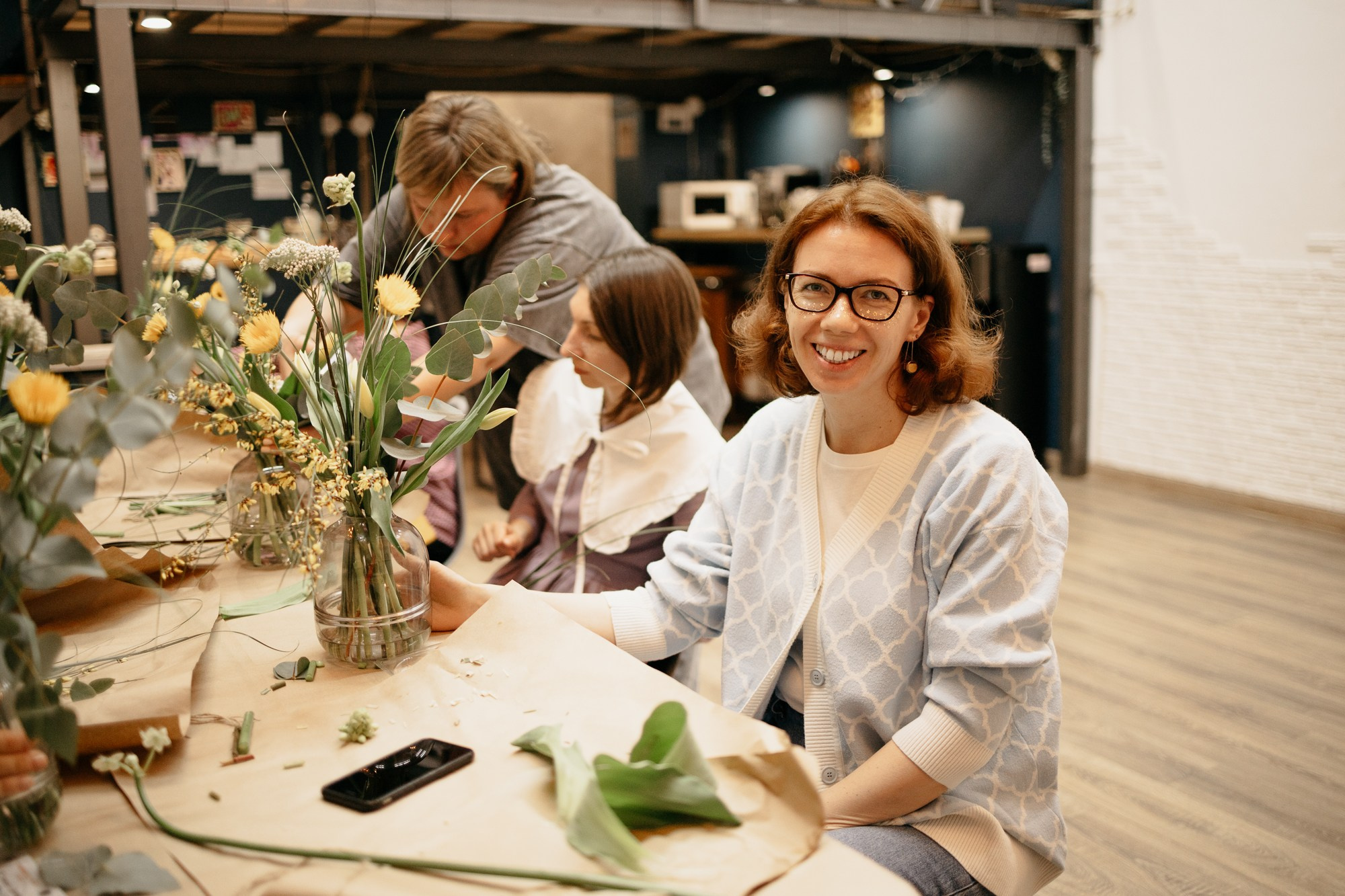Корпоратив Добрых Праздников и цветочный мастер-класс. Фотограф в Москве