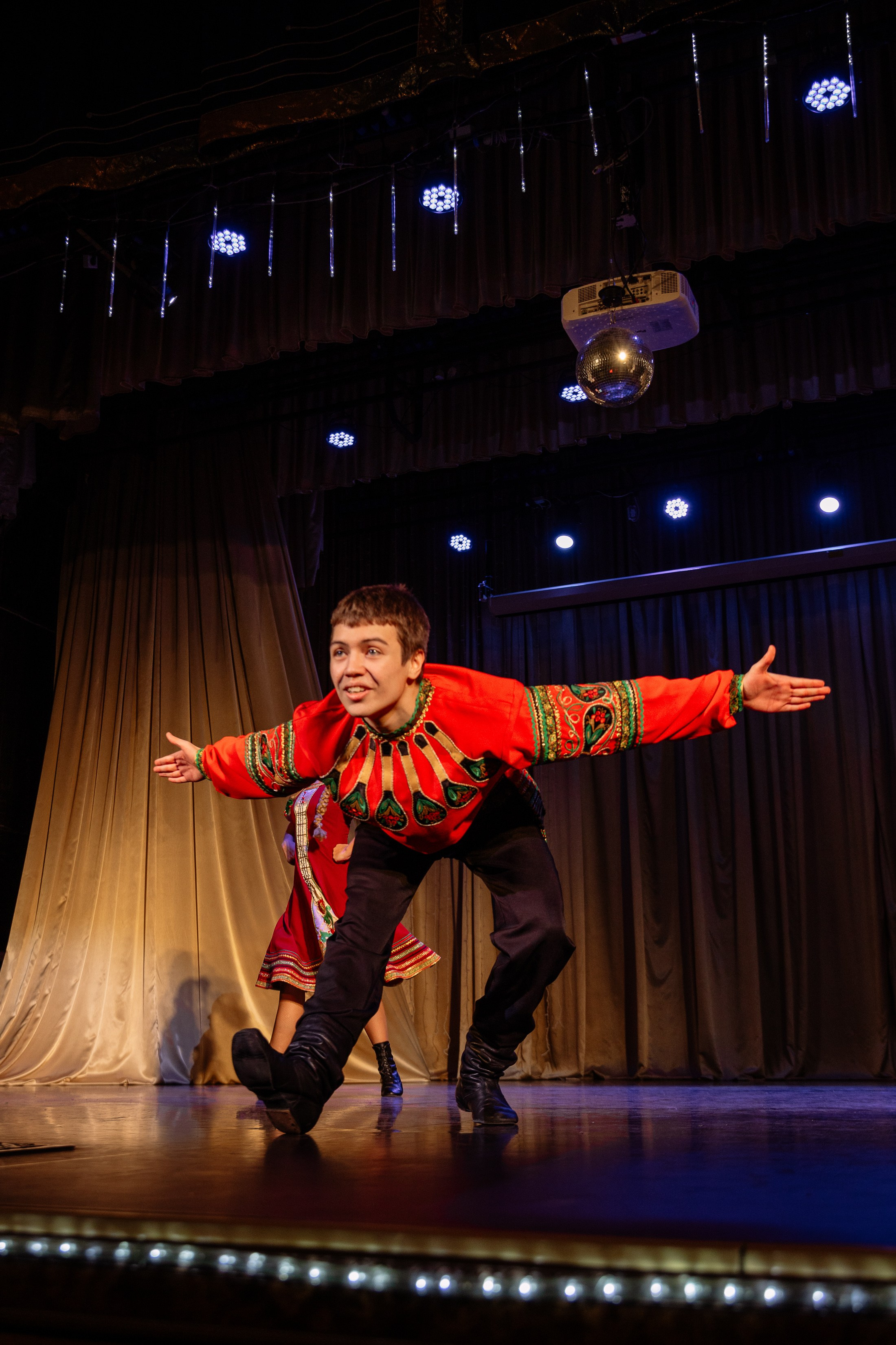 Сибирские узоры ДК Ефремова. Фотограф Юлия Мальцева