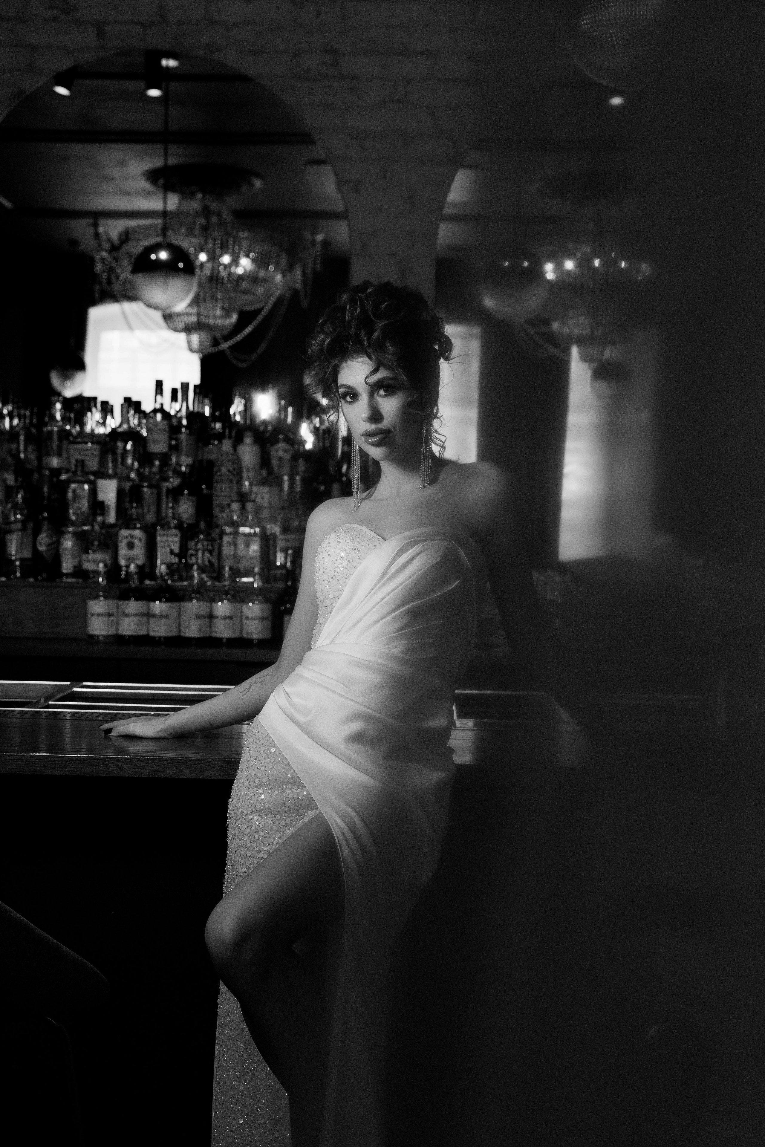 Свадебная серия в баре. Свадебный и семейный фотограф  во Владивостоке Ольга Украинец