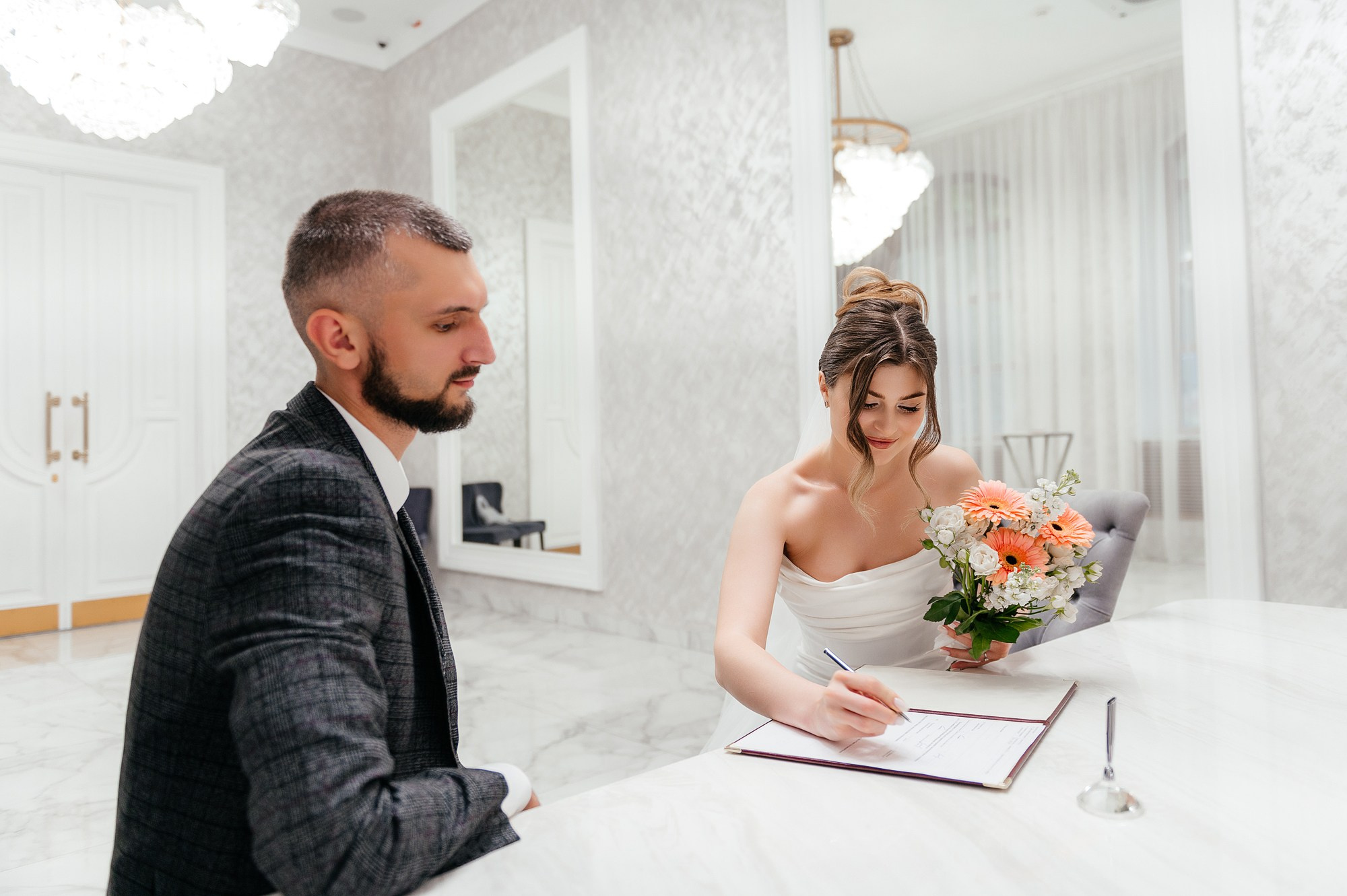 Свадебная фотосессия Наташи и Дани в МО. Свадебный и индивидуальный фотограф Никита Роут | Москва