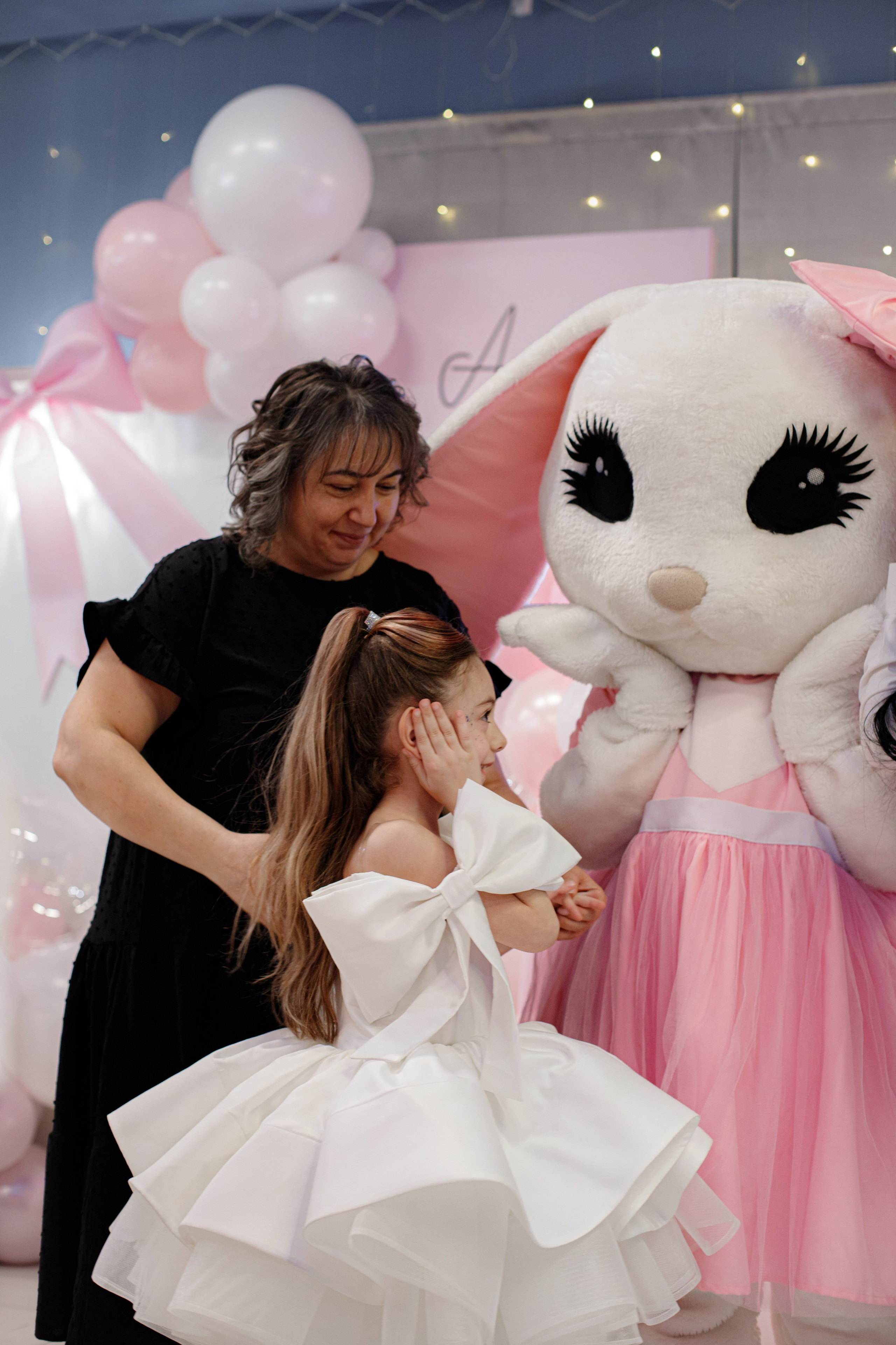 ASIA'S BIRTHDAY PARTY. Photokarish