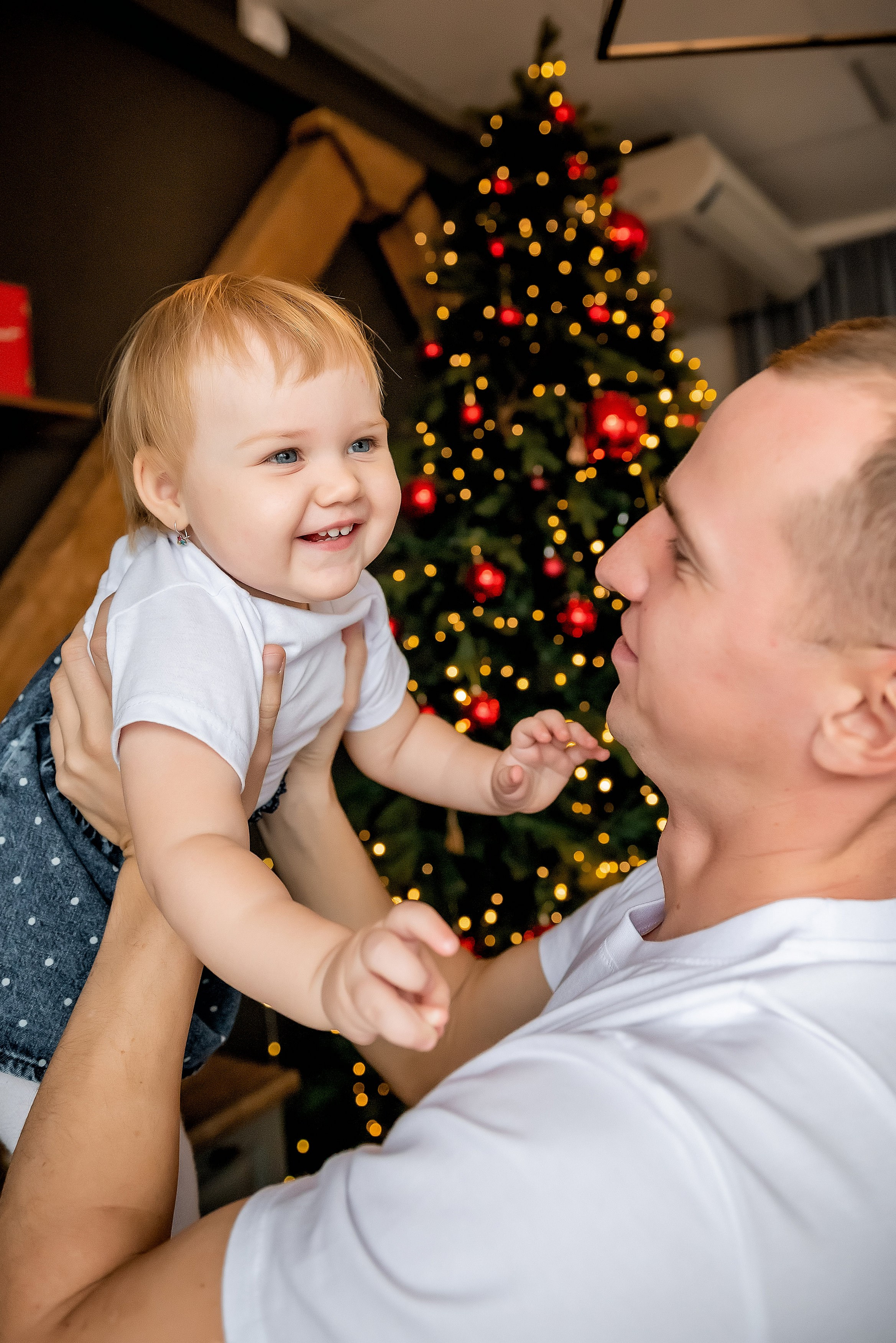 Портфолио фотографа: Новогодние фотосессии — Идеи, примеры и вдохновение для ваших праздничных кадров