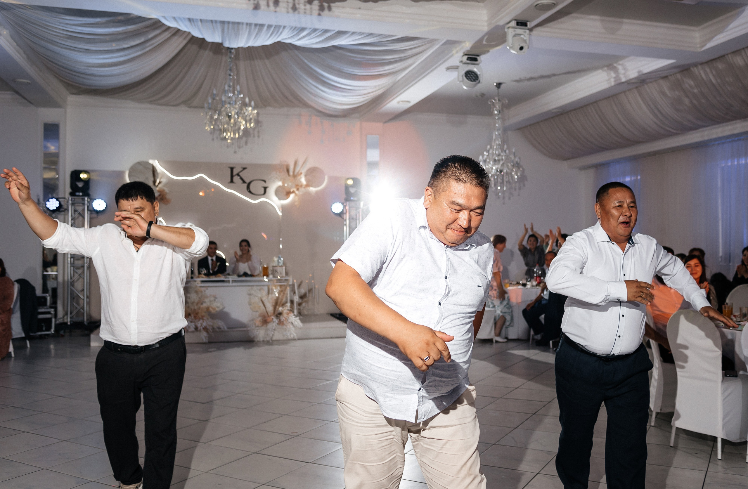 Кайрат & Гузель | 03.08.24. Свадебный и семейный фотограф в Омске Евгения Хакимова