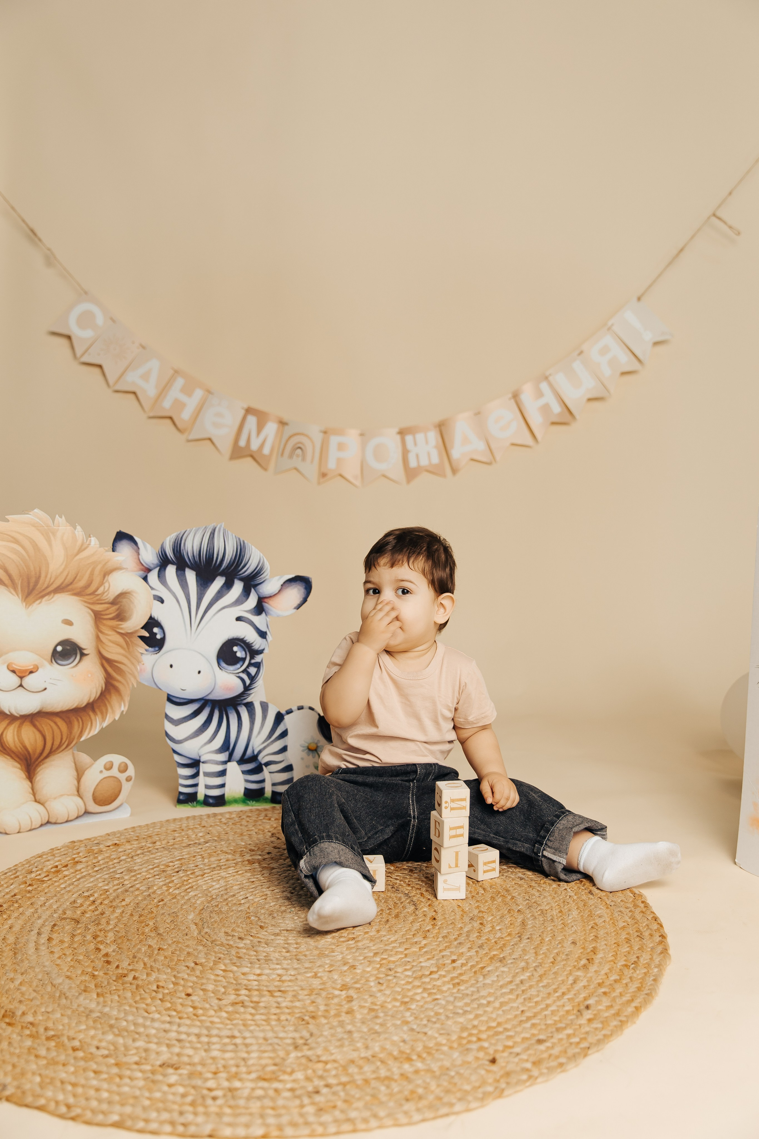 Детское день рождение в фотостудии. Свадебный фотограф Кропоткин Краснодар