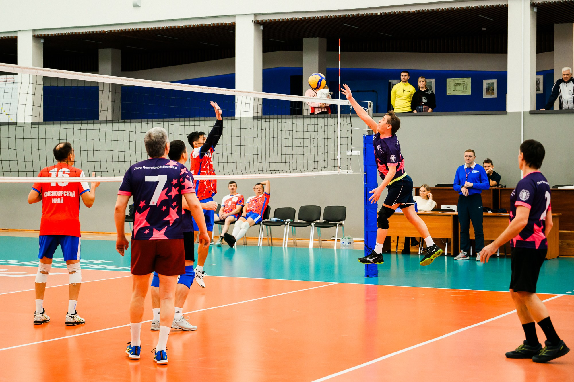 Рождественский турнир по волейболу «Надежда» МинЗдрава. 📸Портретный и репортажный фотограф | Красноярск | Поливода Дмитрий📸
