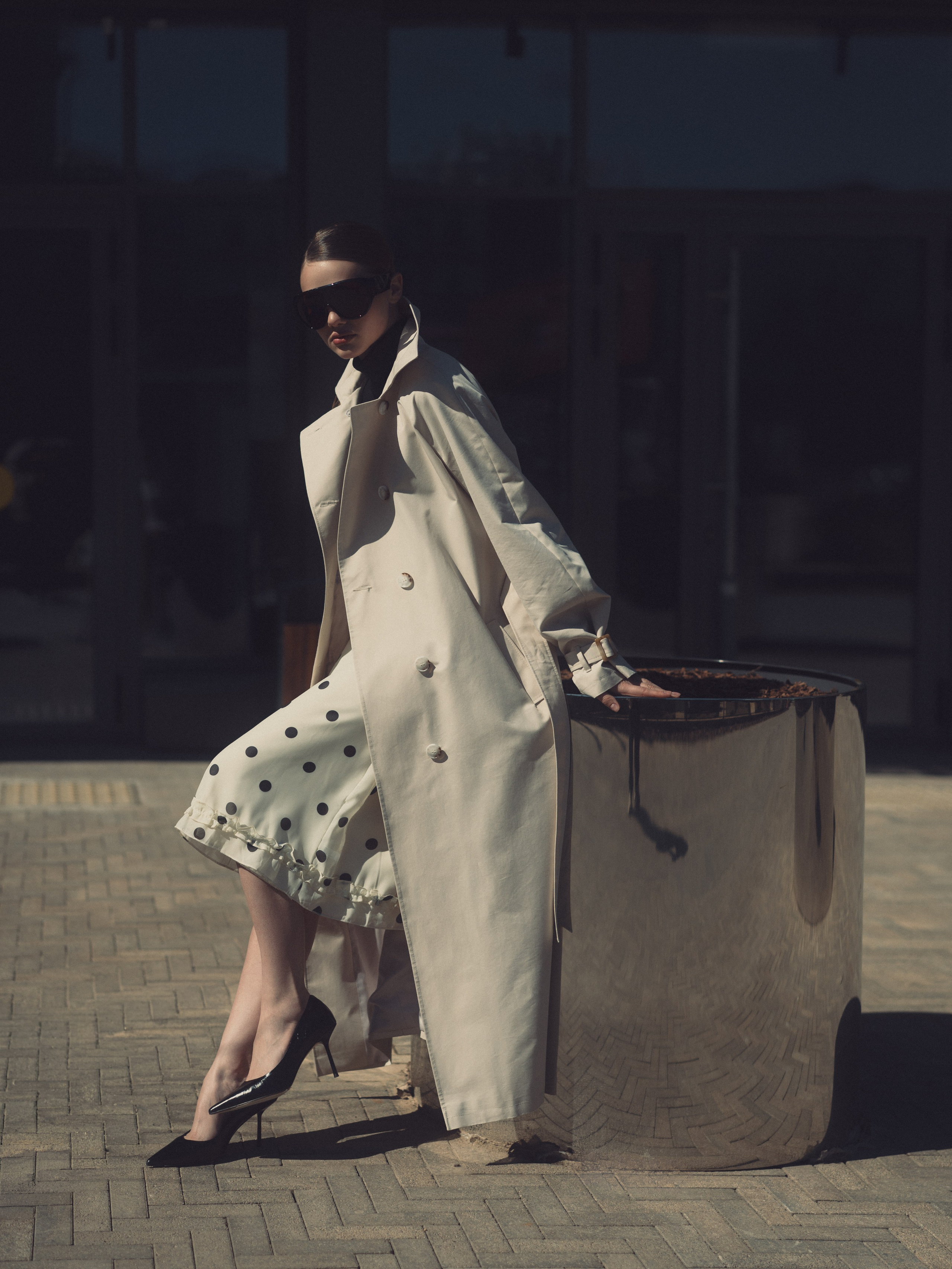 фотосессия на улице в Казани, девушка в кадре, натуральный свет