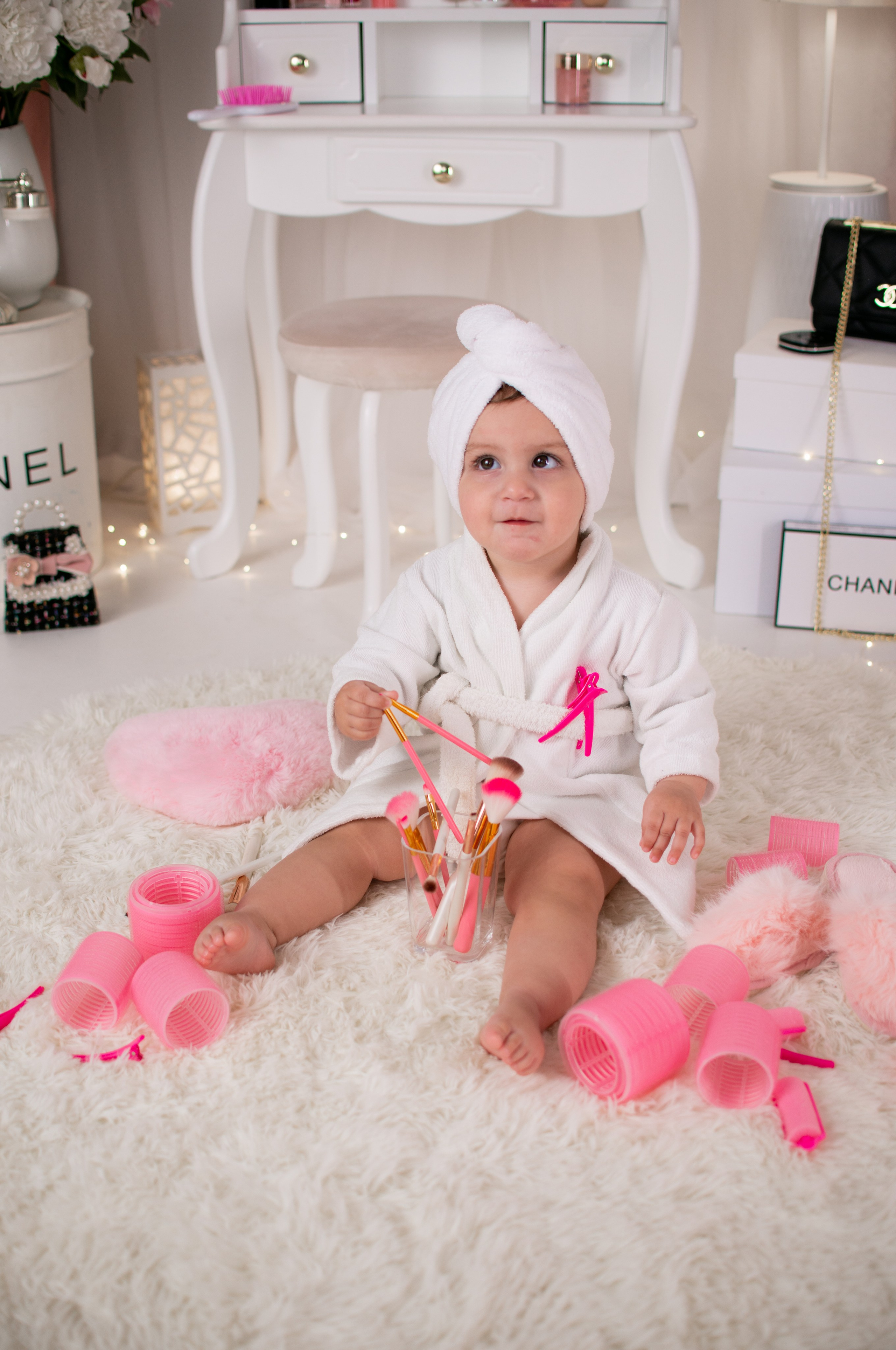 Анонс первых кадров с фотопроекта «Шанель» для Эмилии. Фотограф новорожденных Краснодар Малышенко Надежда