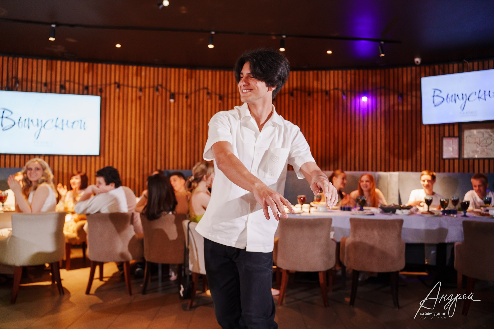 Выпускной 9а Азъбукаведи. Свадебный и семейный фотограф в Ростове-на-Дону. Андрей Сайфутдинов