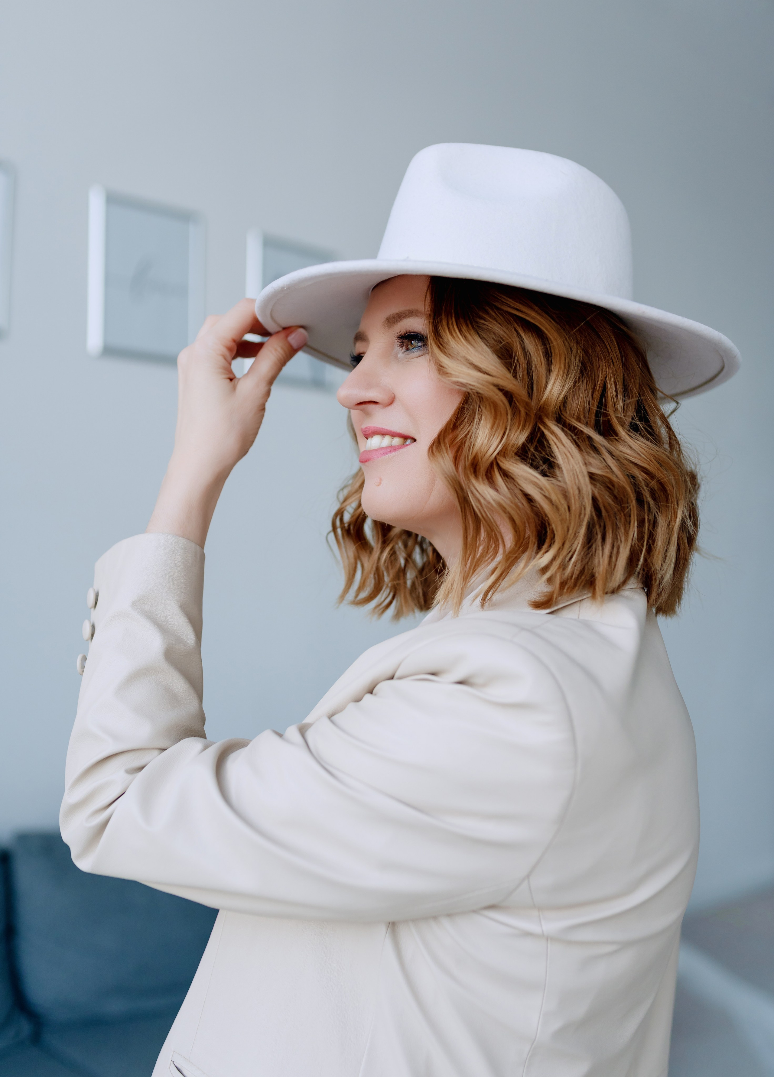 Профессиональная фотосессия для контента в соц.сети фотографа. Фотограф Ким Наталья в Красноярске