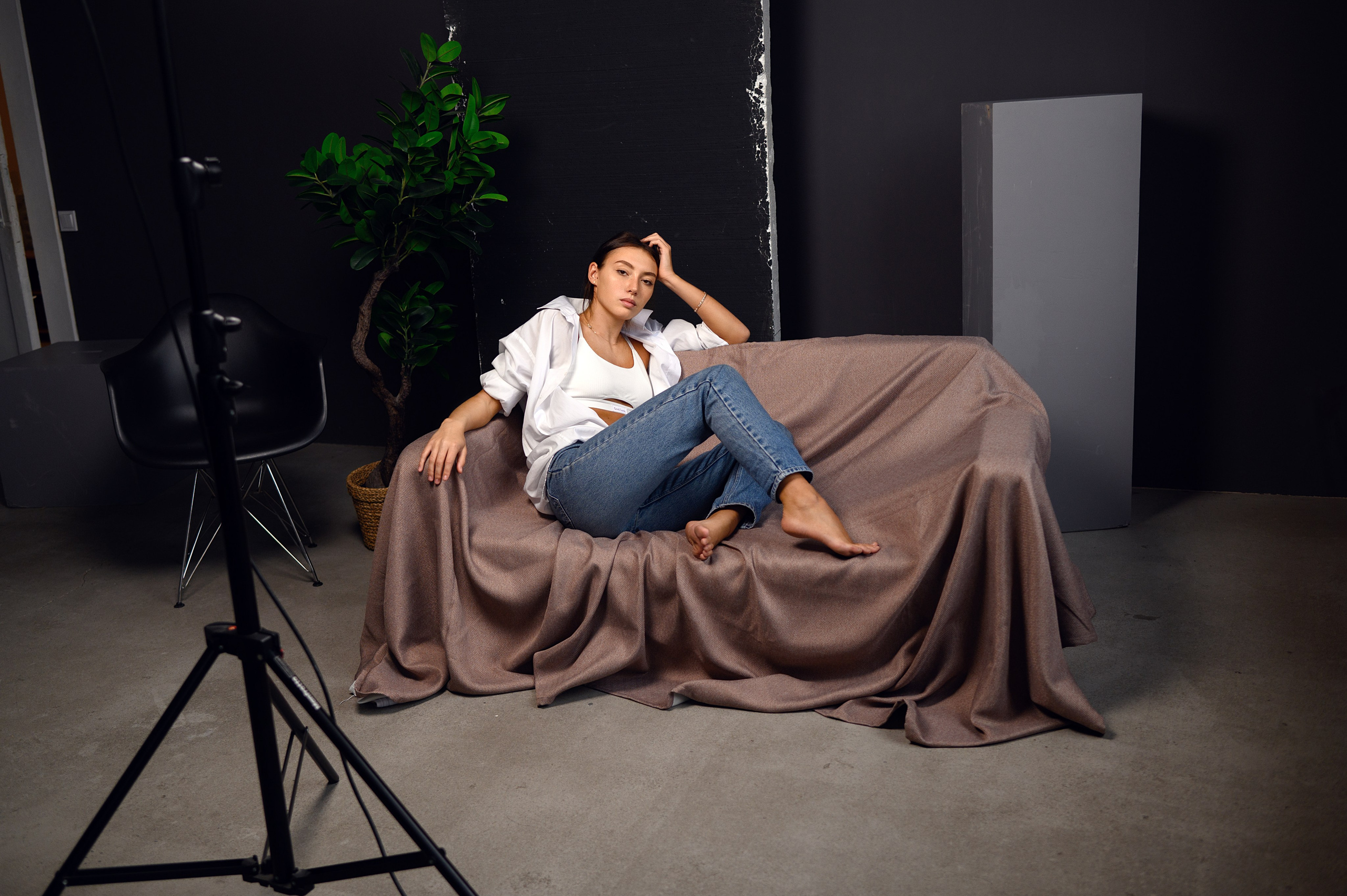 Студийная фотосессия с естественным светом в Иванове