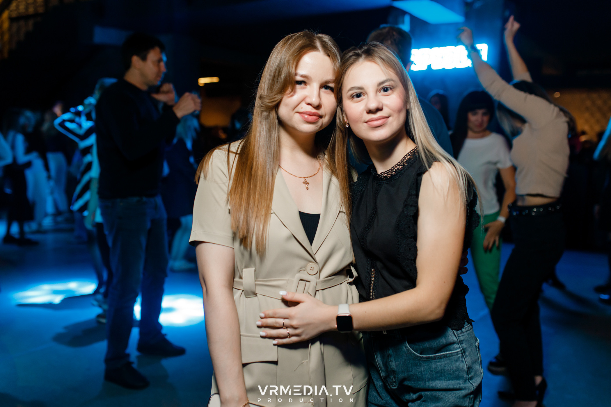 Выходные в баре «Друзья»