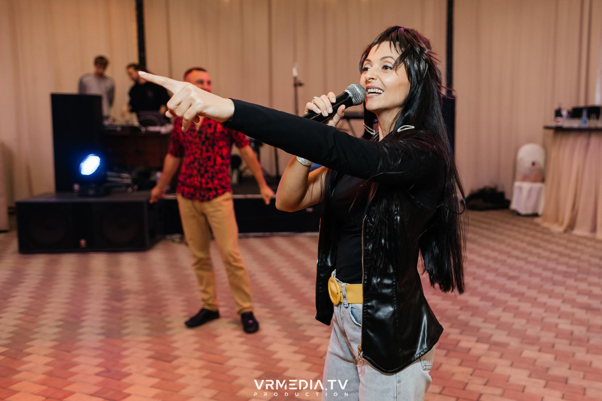 Дискотека 90-х в ресторане «Империя»