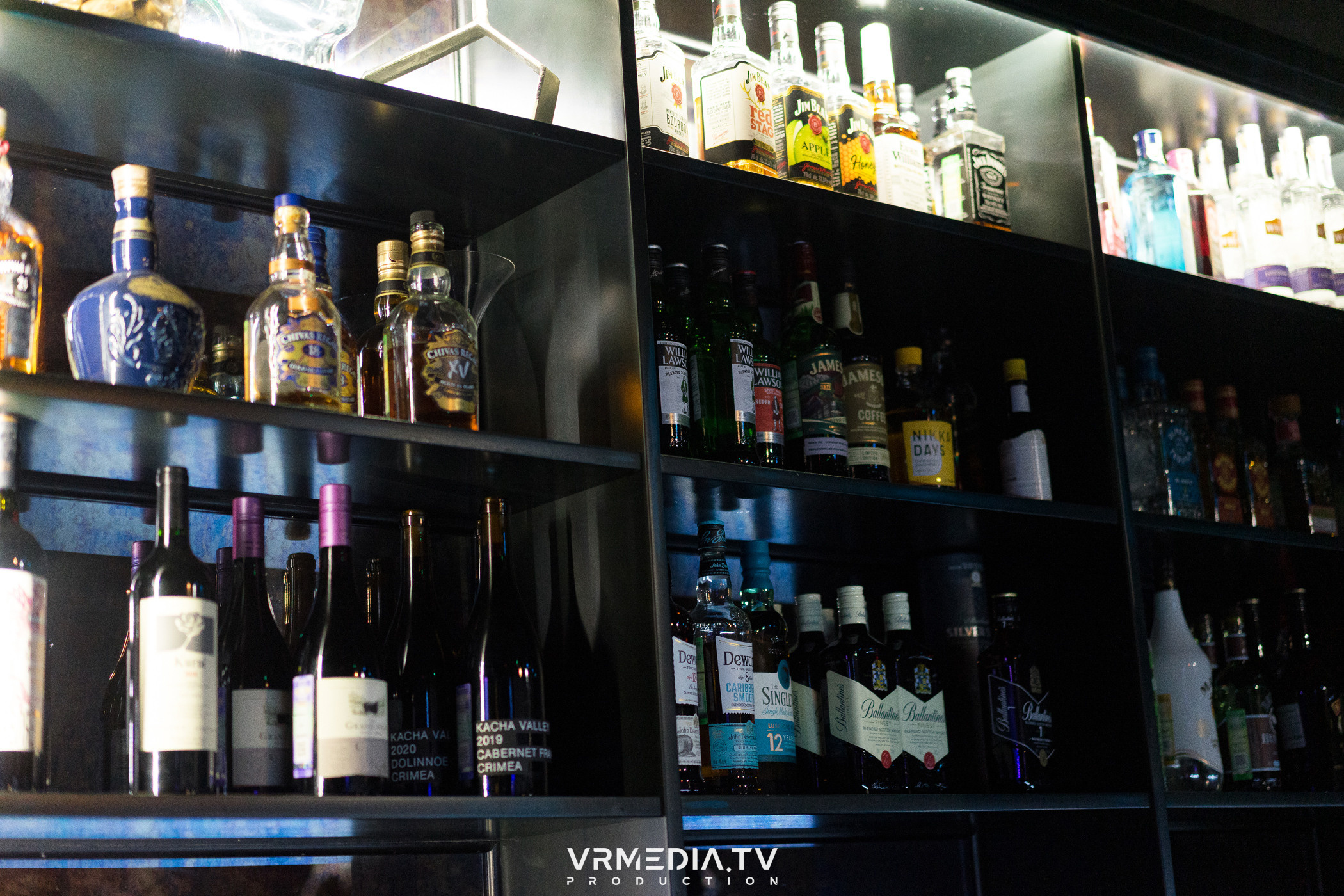 THE GOLD VOICE в караоке-баре «Volna»