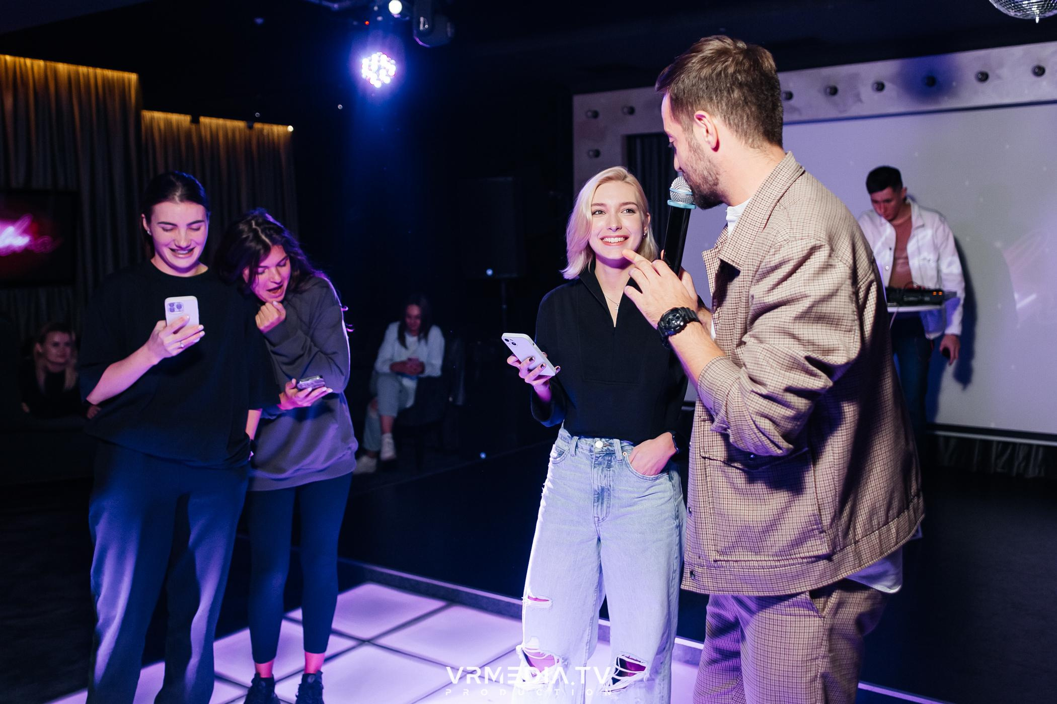 DANCE COCTAIL в караоке-баре «Volna»