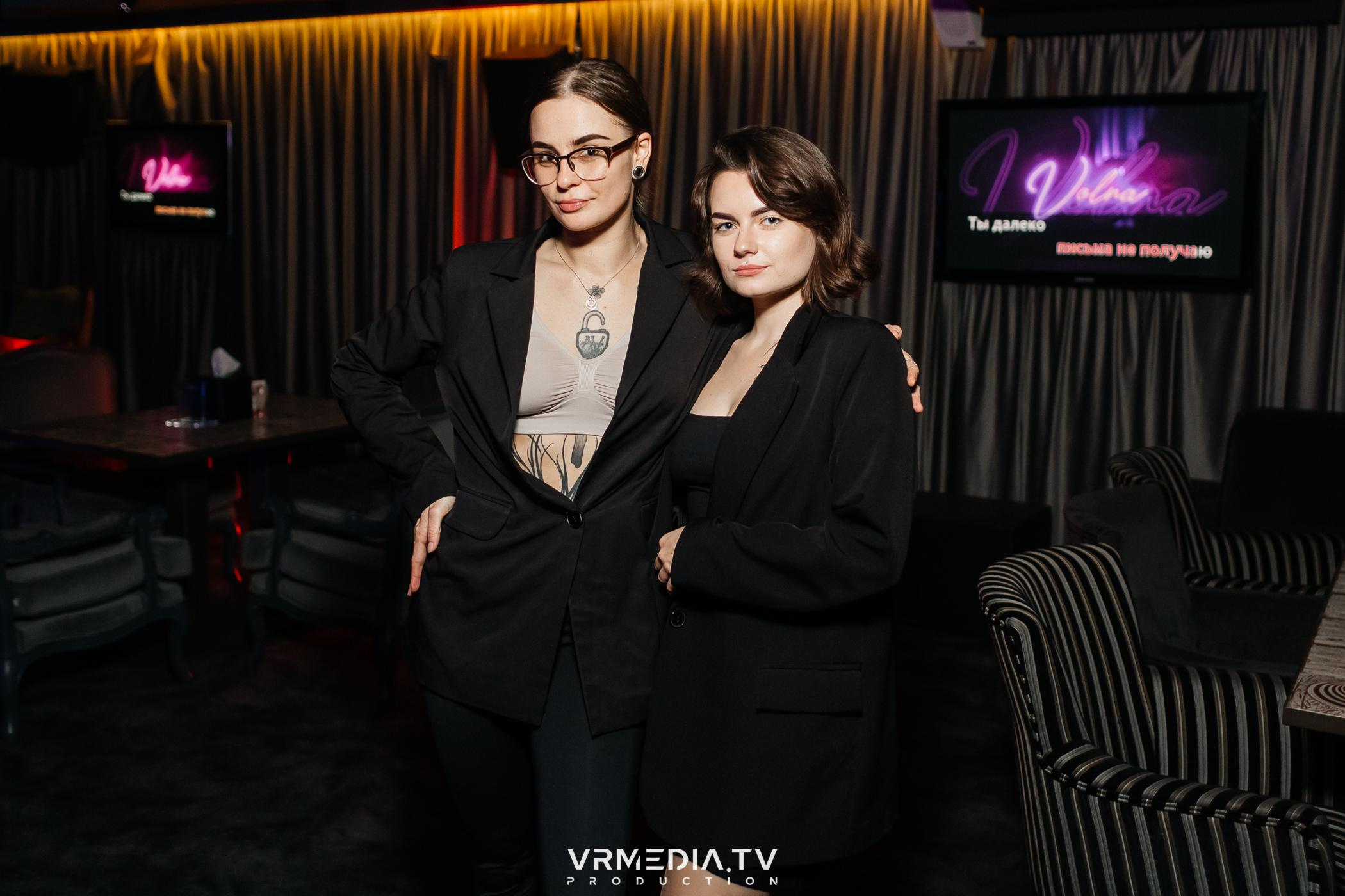 «Gentlemen show» в караоке-баре «Volna»