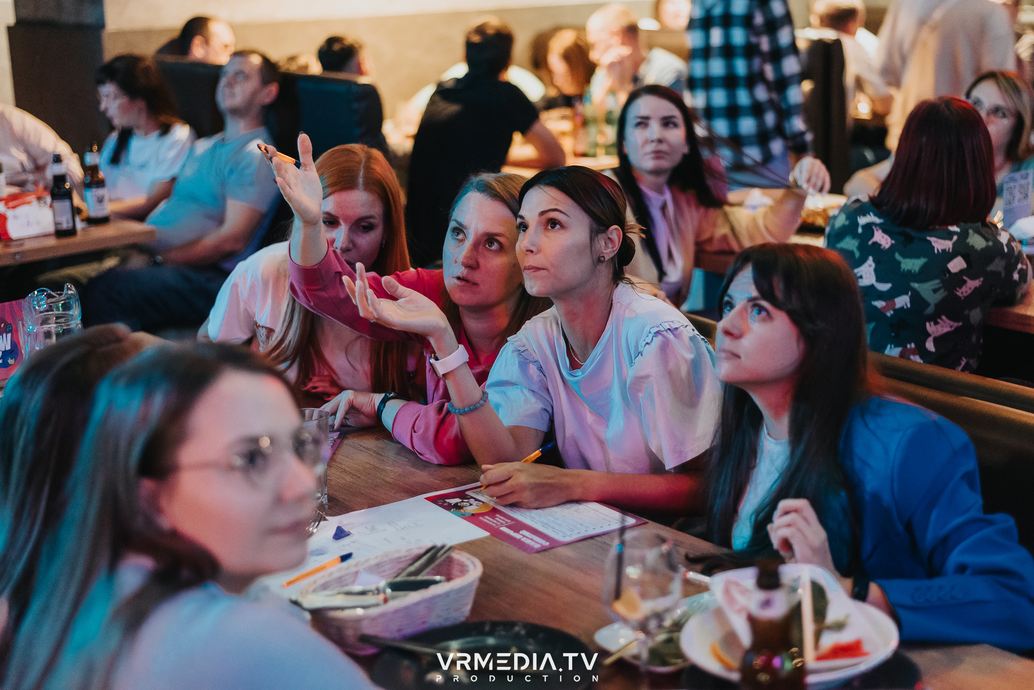 WoW QuiZ в баре «Друзья»