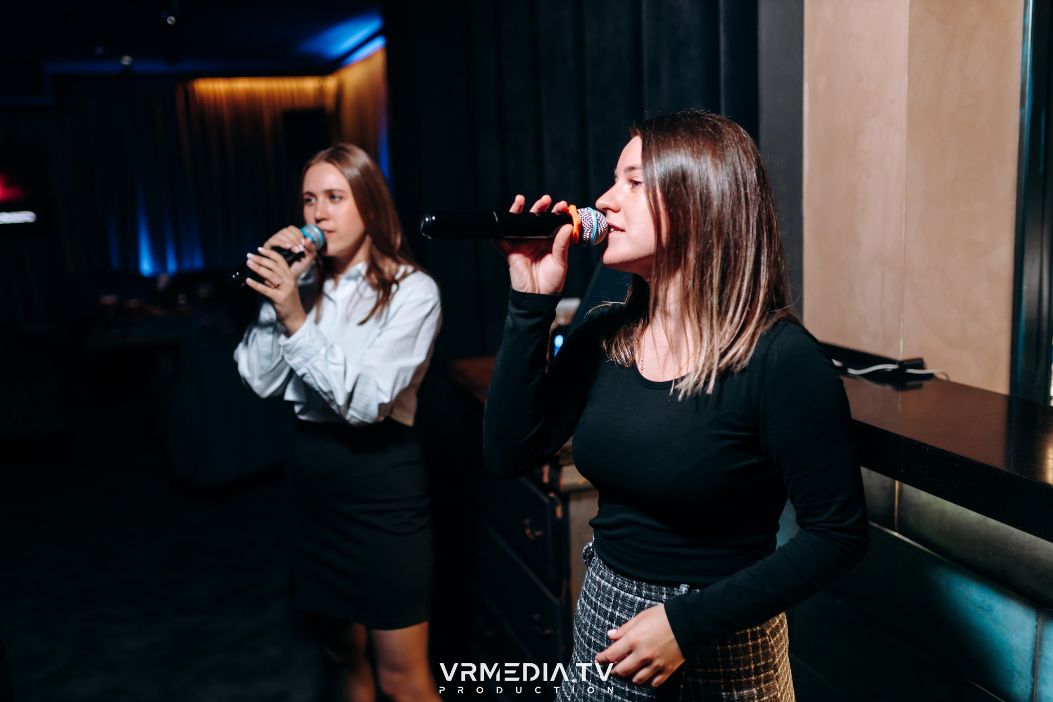 YOU ARE BEAUTIFUL в караоке-баре «Volna»