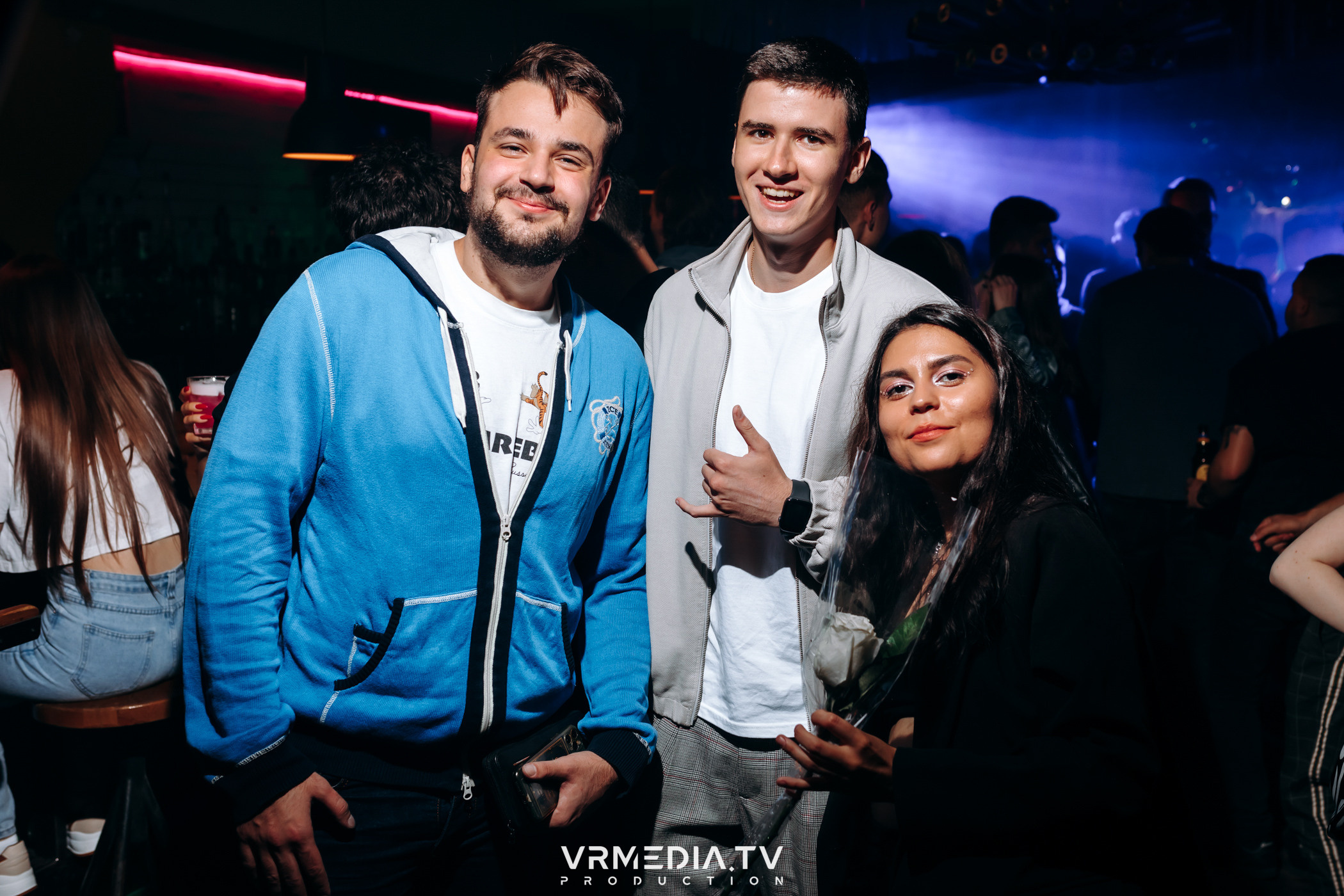 Бару «Cosmo» — 8 лет!