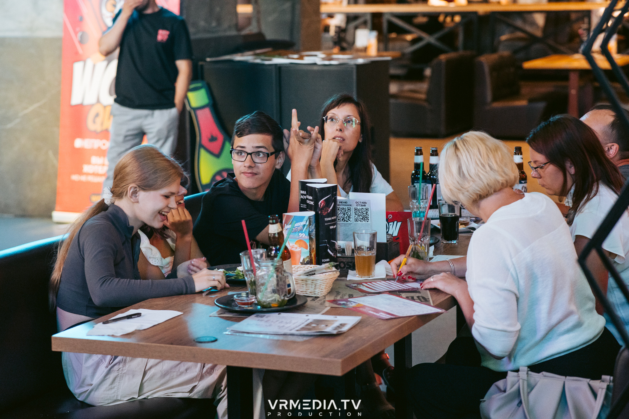 WoW QuiZ в баре «DOSKI»