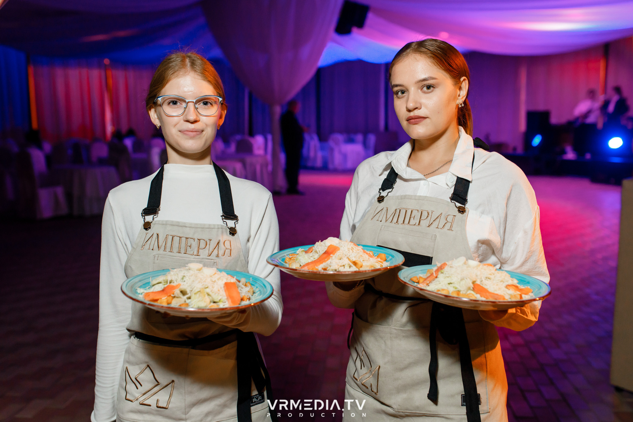 «Прошла жара» в ресторане «Империя»