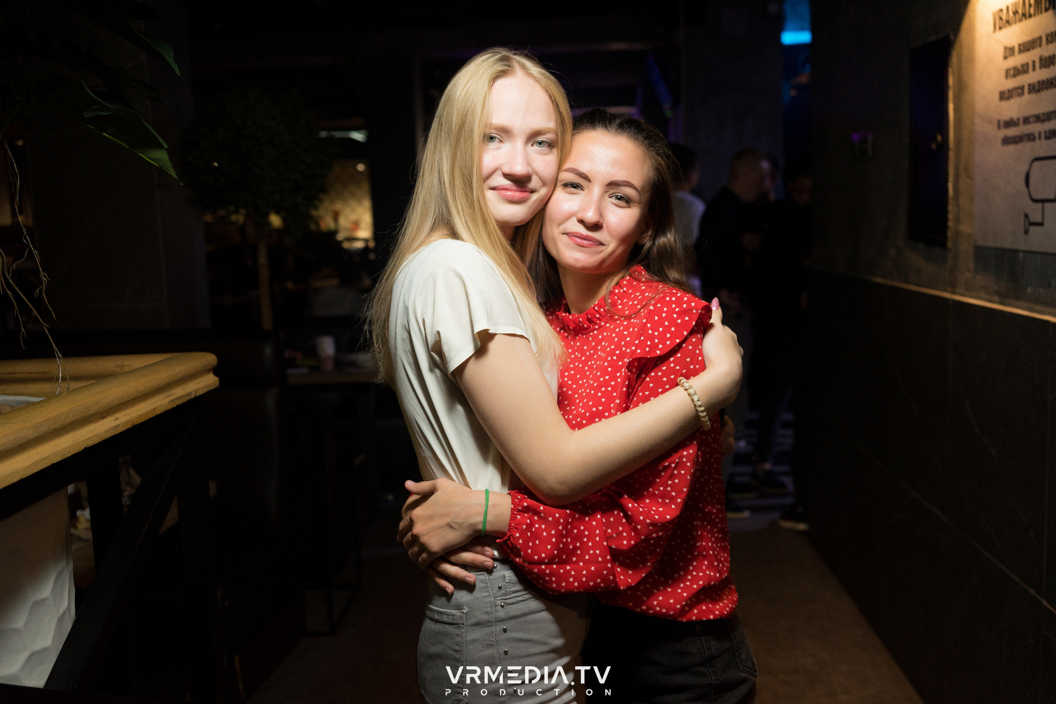 Октоберфест в баре «Друзья»