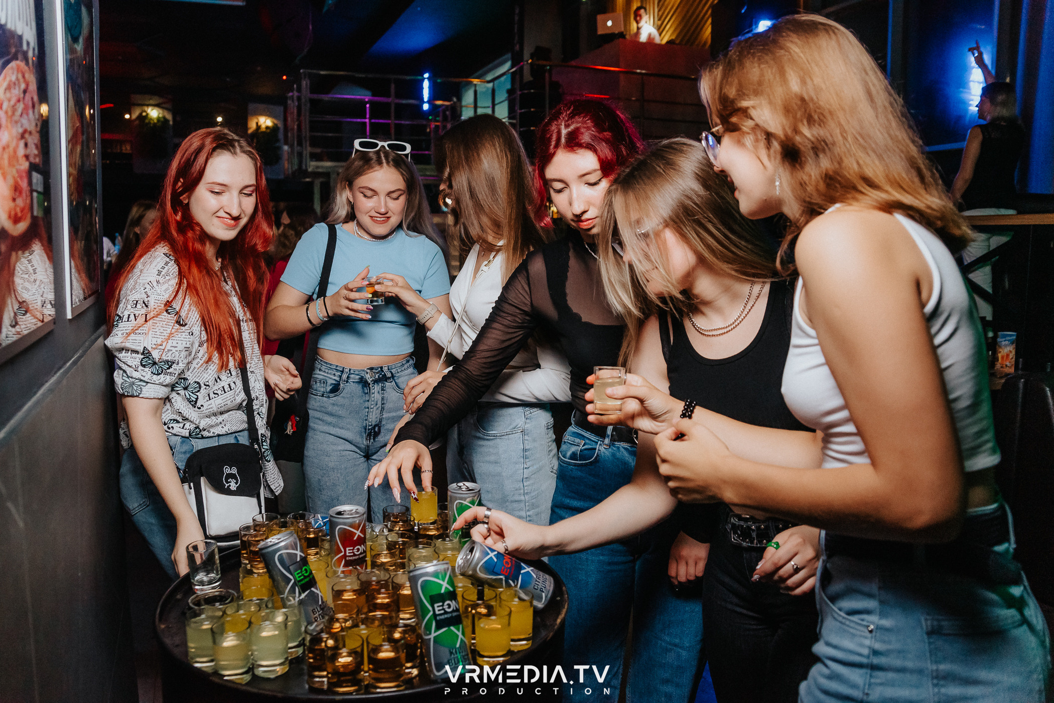 Выходные в баре «DOSKI»