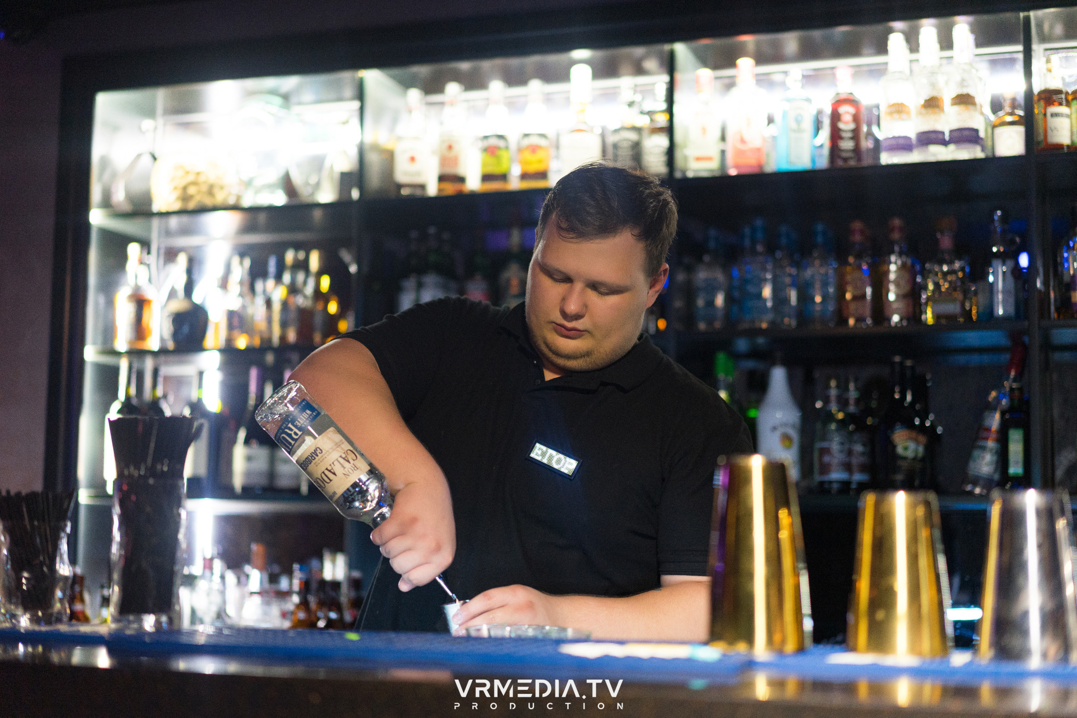 THE GOLD VOICE в караоке-баре «Volna»