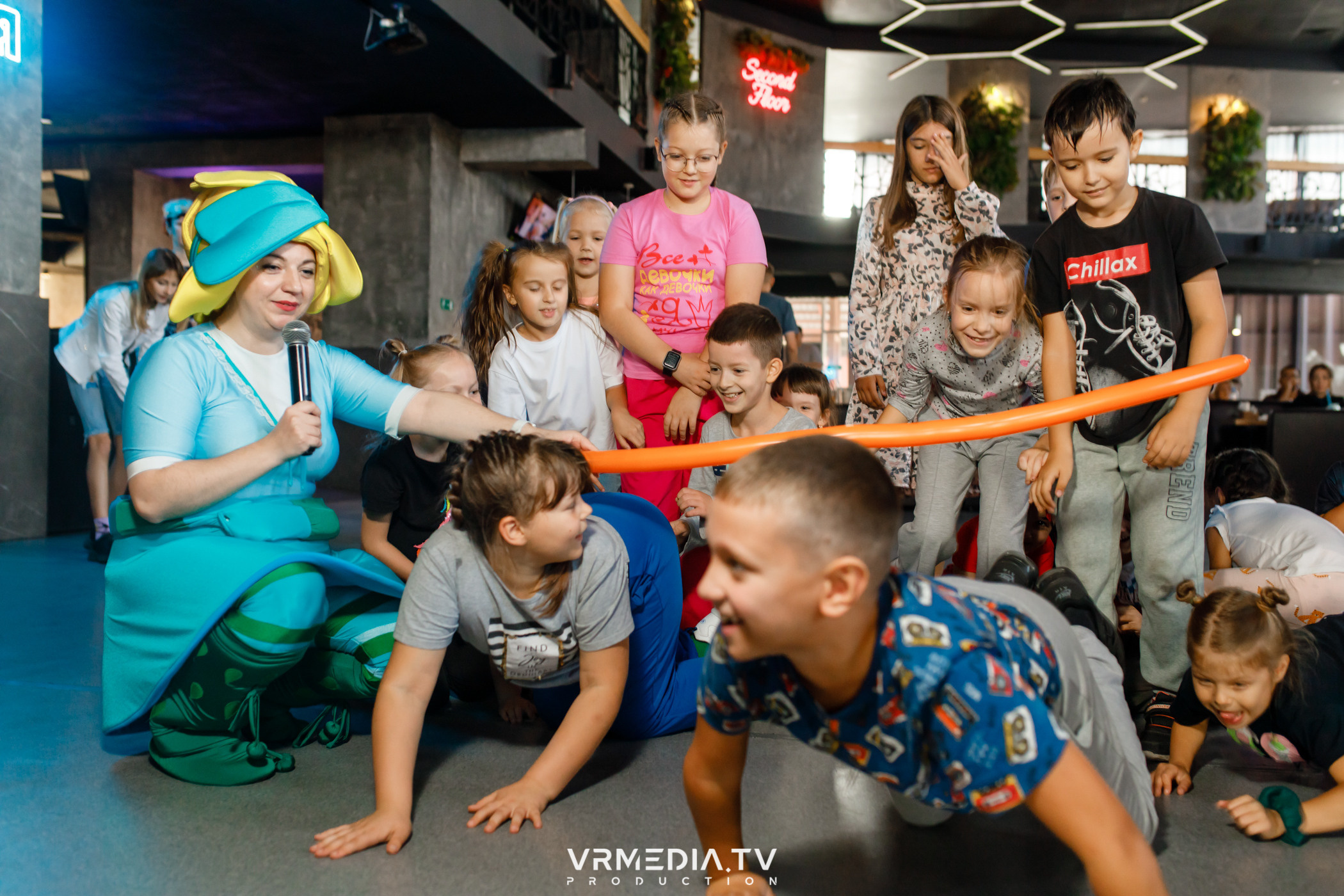 Baby time в баре «Друзья»