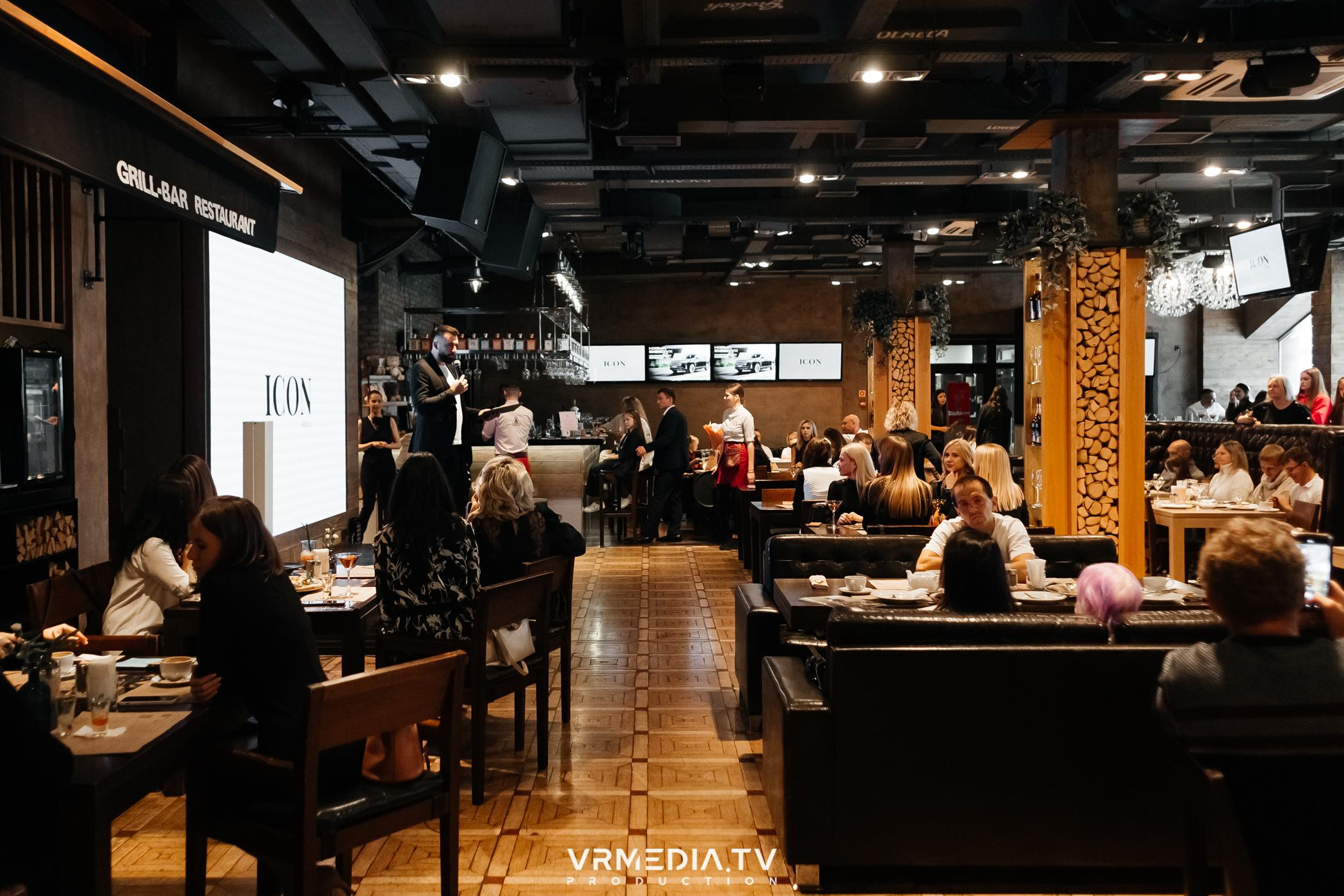 Презентация женского глянцевого журнала ICON SIBERIA MAG