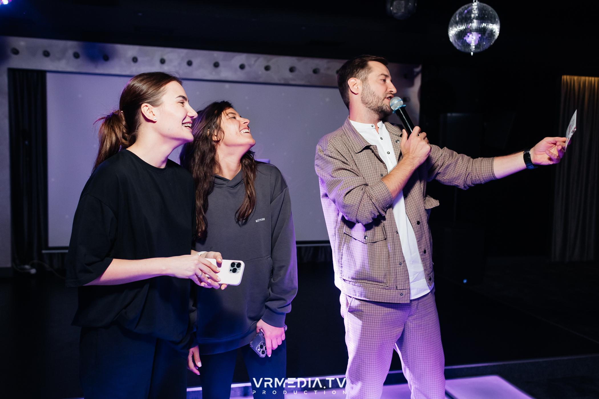 DANCE COCTAIL в караоке-баре «Volna»