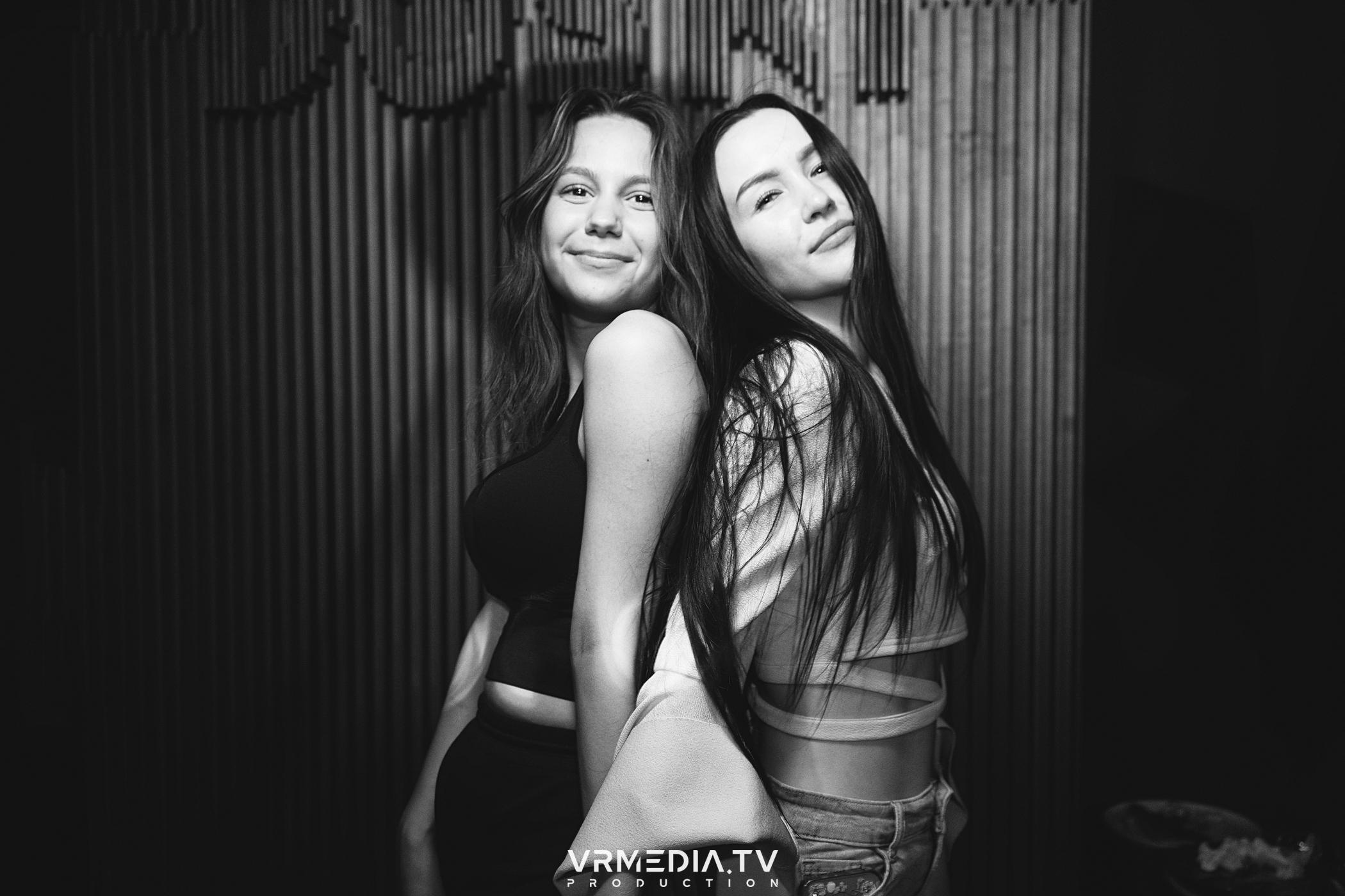 Выходные в баре «DOSKI»