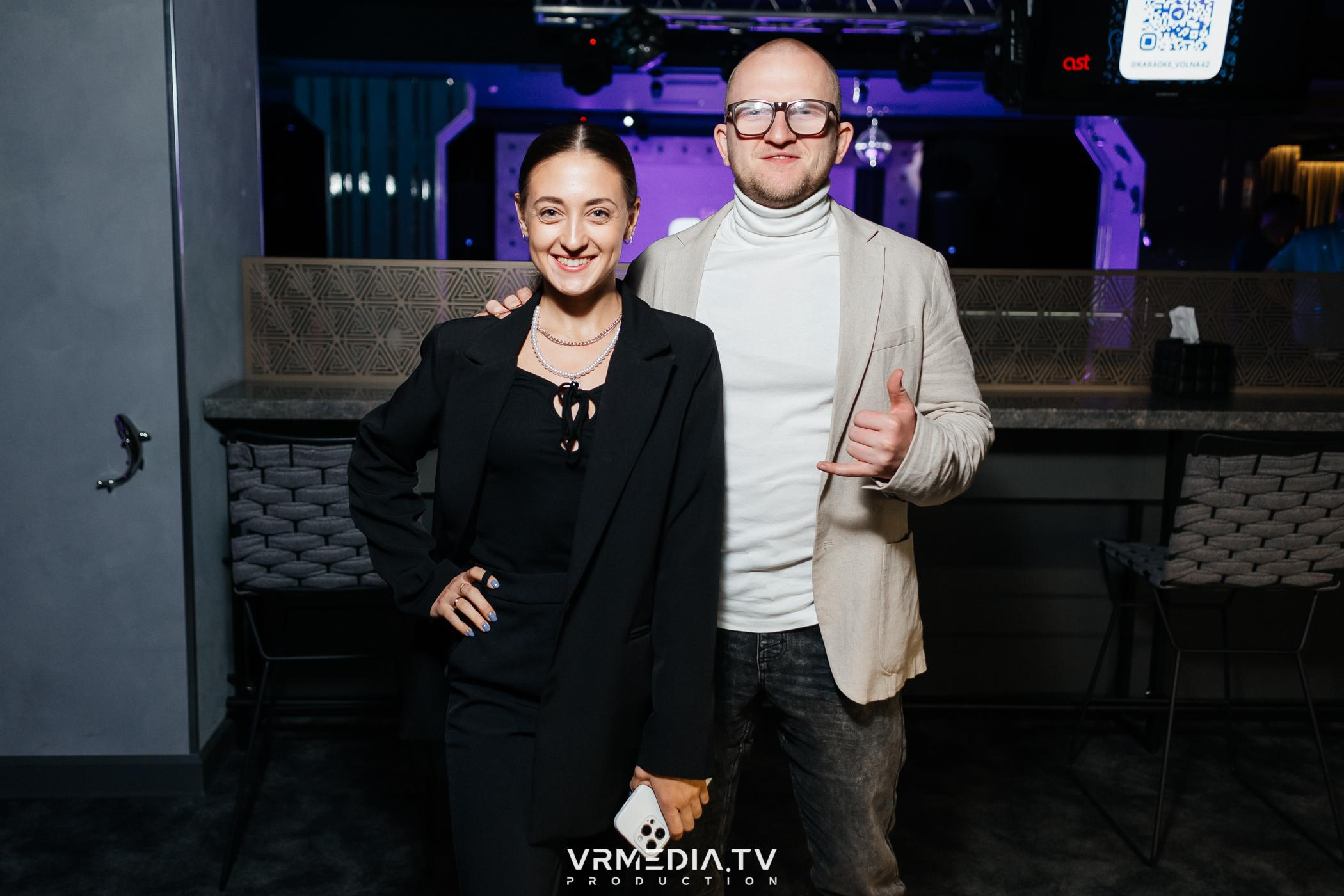 Выходные в караоке-баре «Volna»