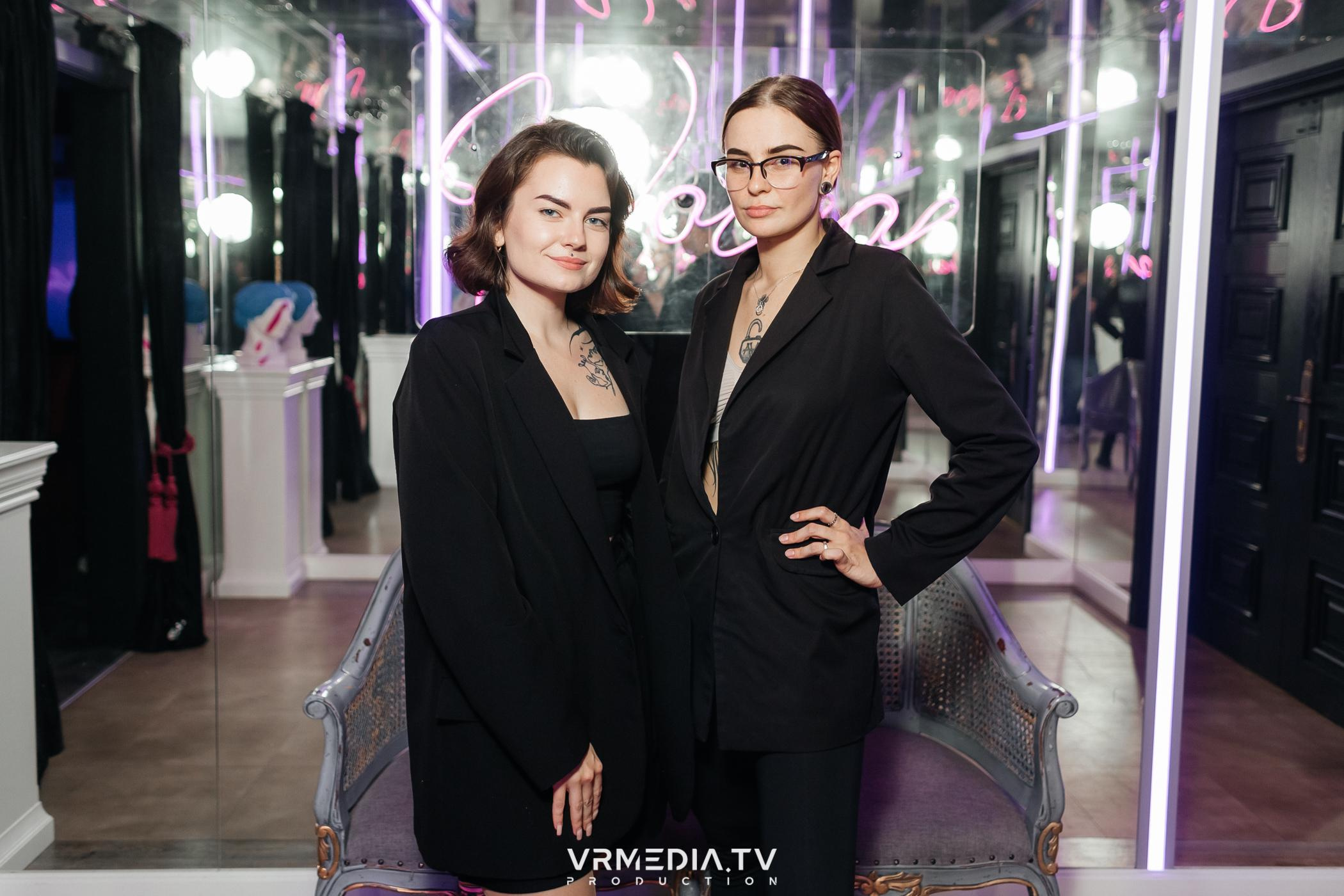 «Gentlemen show» в караоке-баре «Volna»